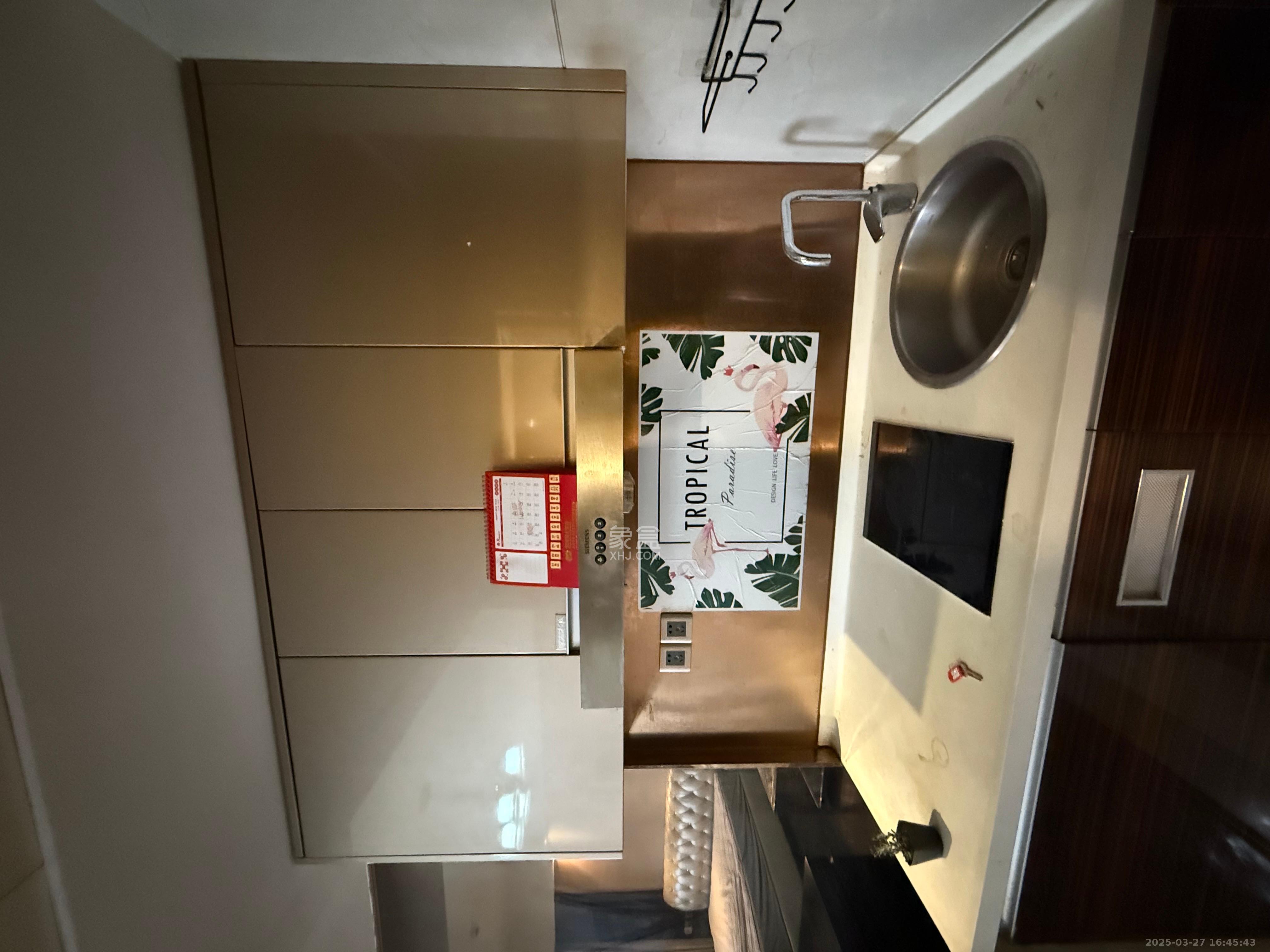 保利国际广场 1室1厅1卫 2600.0元/月 保利国际广场 1室1厅1卫 2600.0元/月室内图