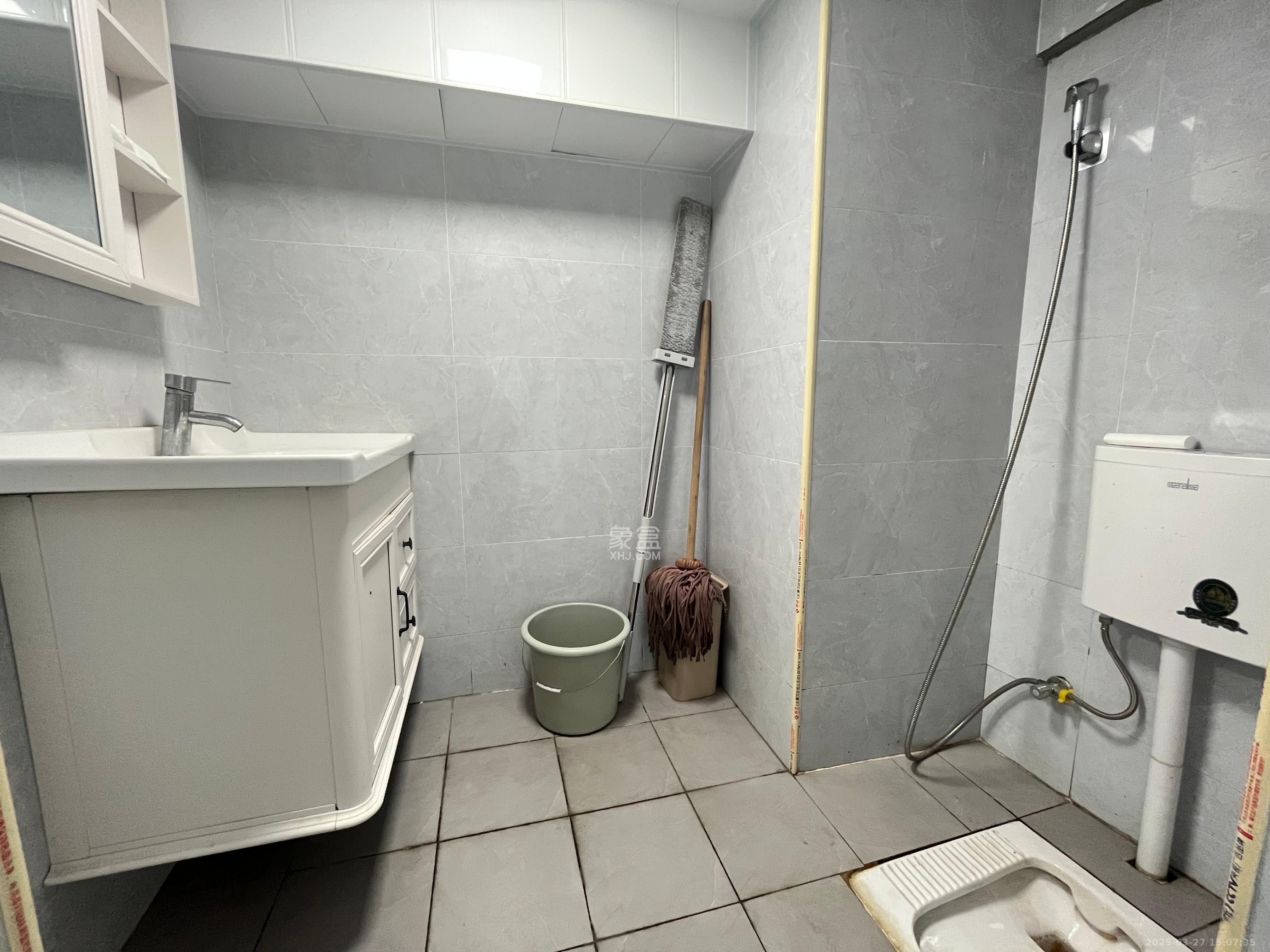 长城华都 1室1厅1卫 5500.0元/月 长城华都 1室1厅1卫 5500.0元/月室内图