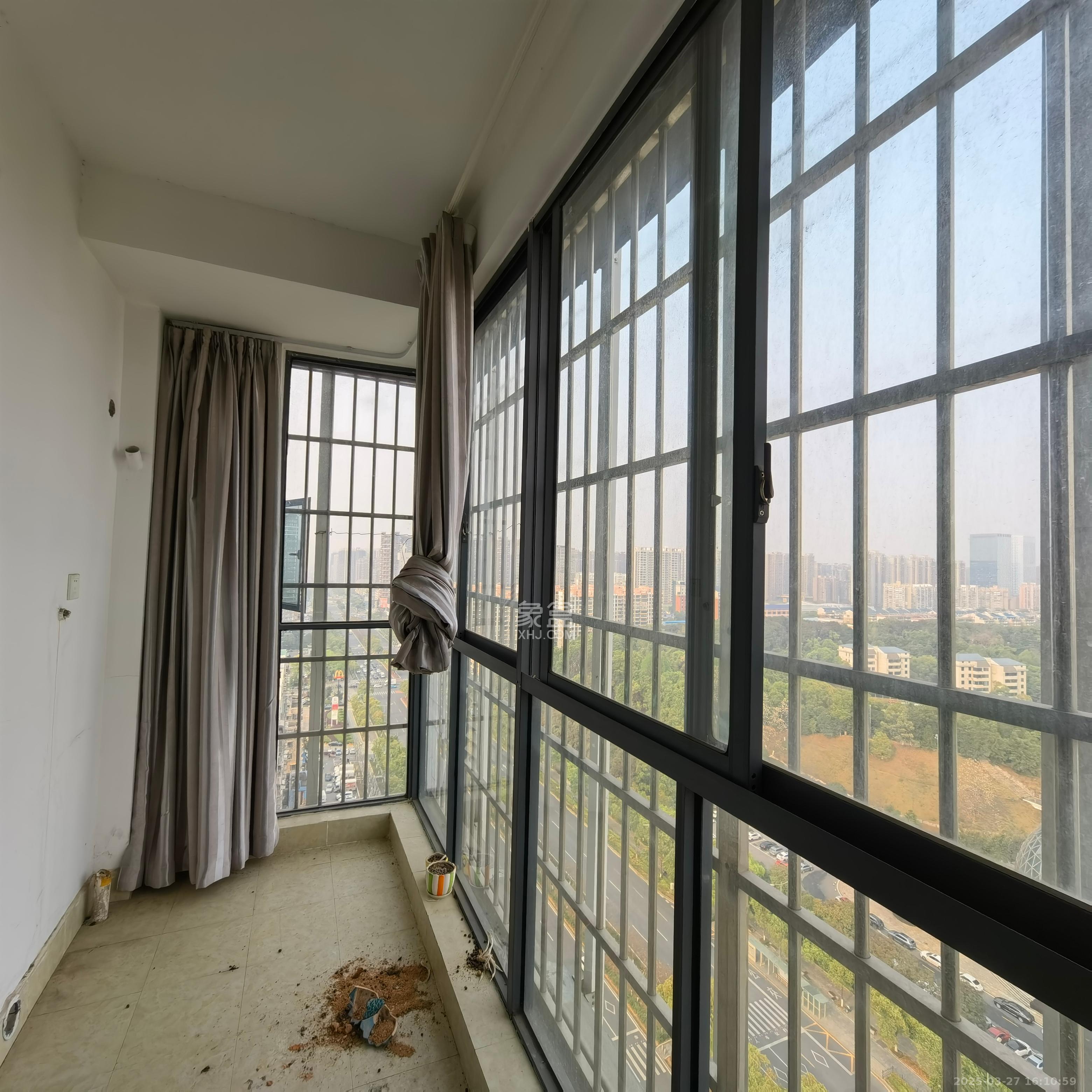 财富港湾(绿领大厦)  2室1厅1卫    2100.0元/月 财富港湾(绿领大厦)  2室1厅1卫    2100.0元/月室内图