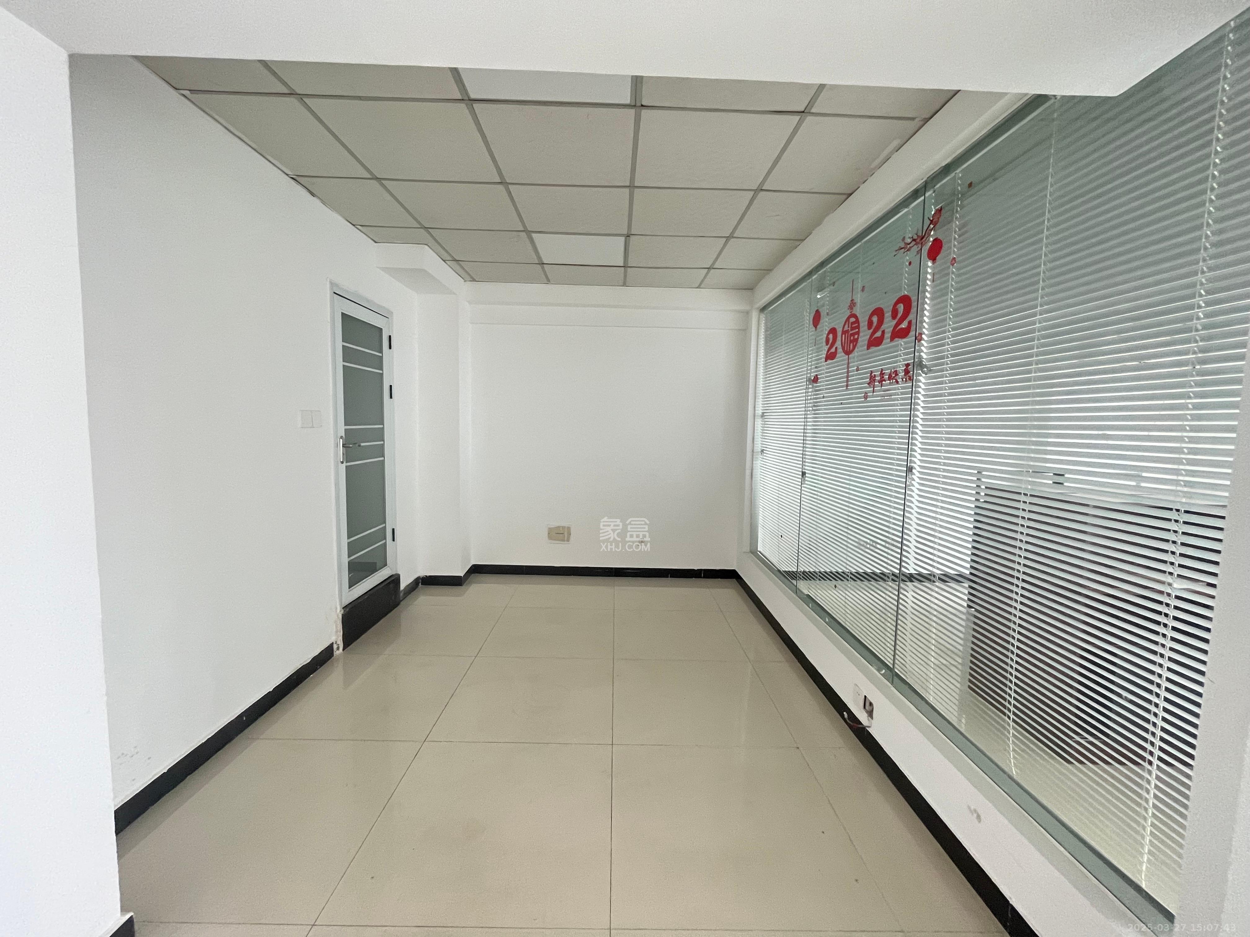 长城华都 1室1厅1卫 5500.0元/月 长城华都 1室1厅1卫 5500.0元/月室内图