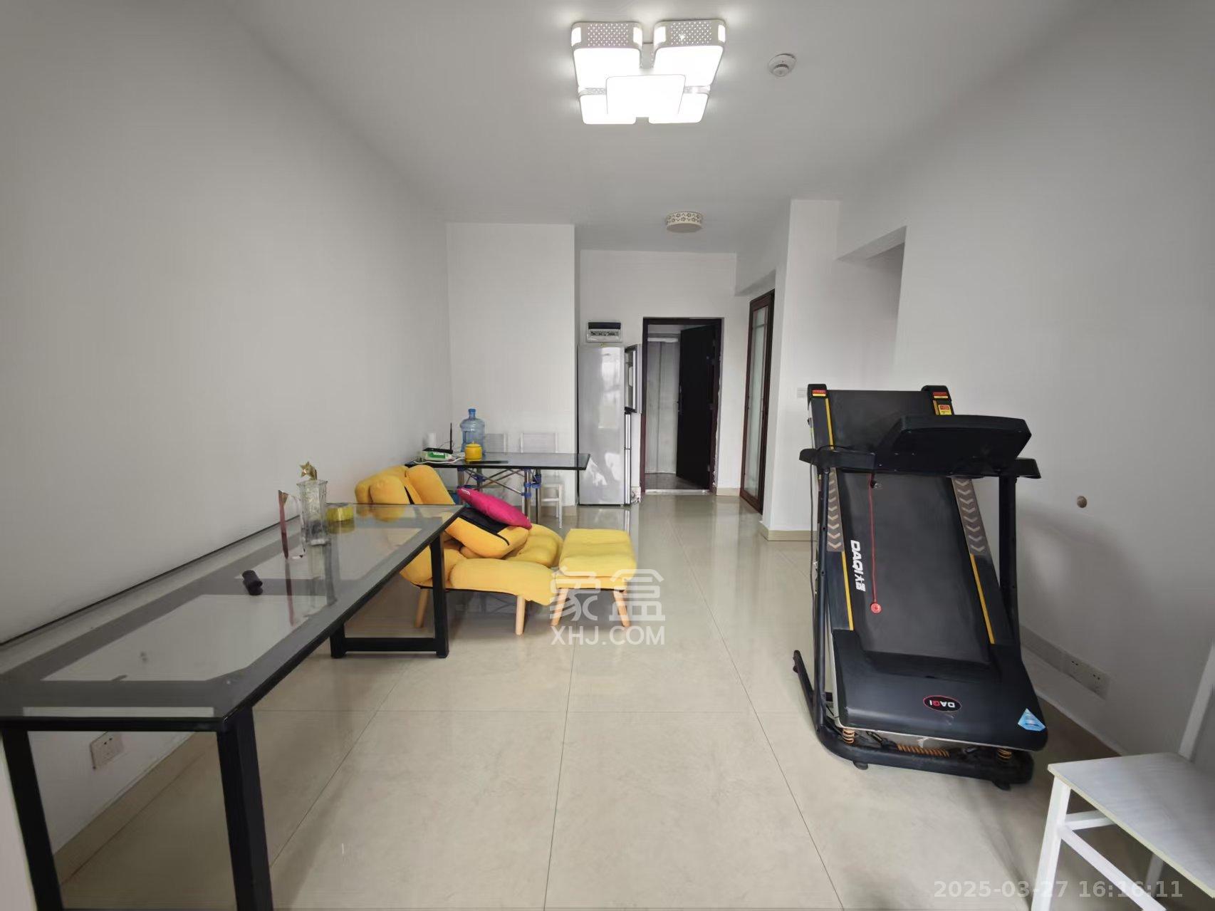 绿地海外滩一期 2室2厅1卫 1700.0元/月 绿地海外滩一期 2室2厅1卫 1700.0元/月室内图