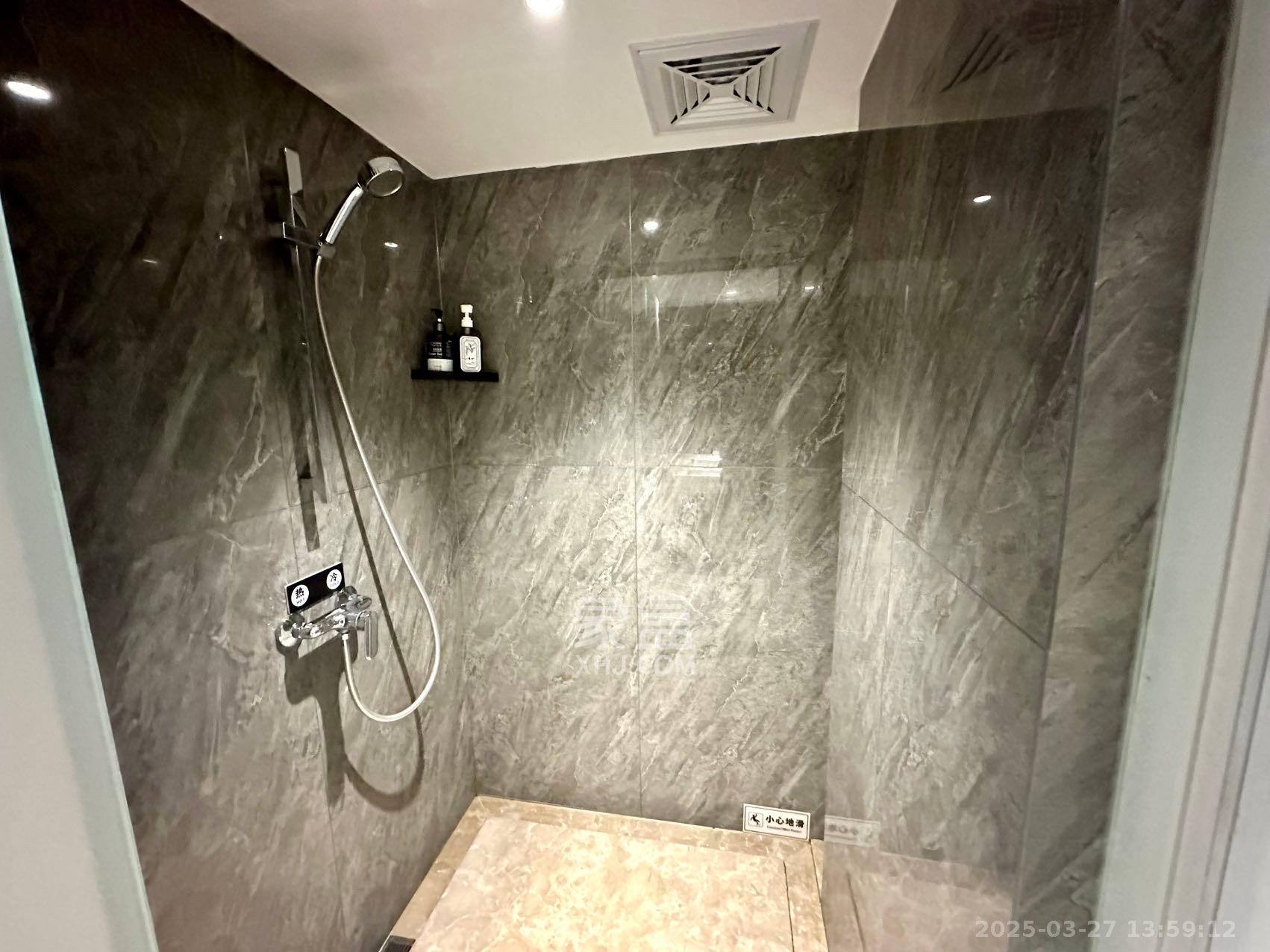 佳兆业云顶都汇 1室0厅0卫 2000.0元/月 佳兆业云顶都汇 1室0厅0卫 2000.0元/月室内图