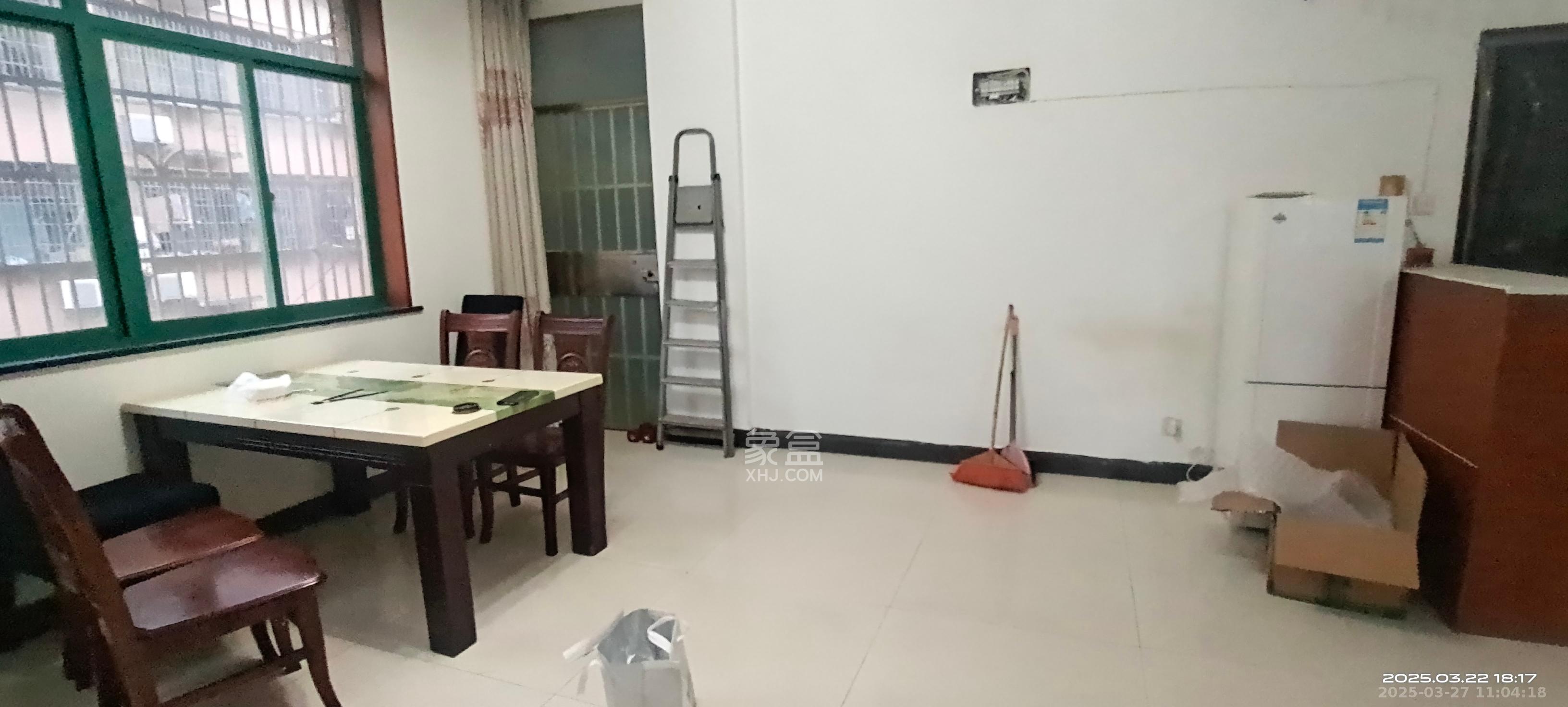 星沙国际物流园/泉星社区  3室2厅2卫    1500.0元/月 星沙国际物流园/泉星社区  3室2厅2卫    1500.0元/月室内图1