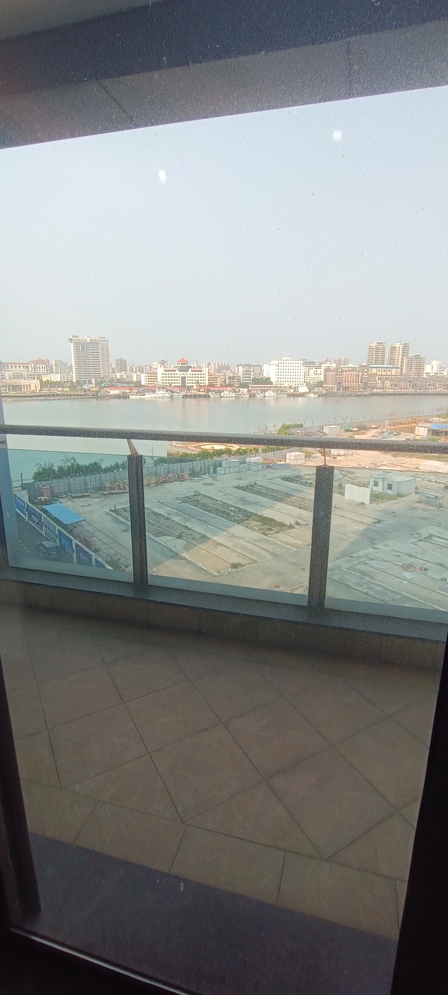 外滩中心  2室3厅1卫    4200.0元/月 外滩中心  2室3厅1卫    4200.0元/月室内图