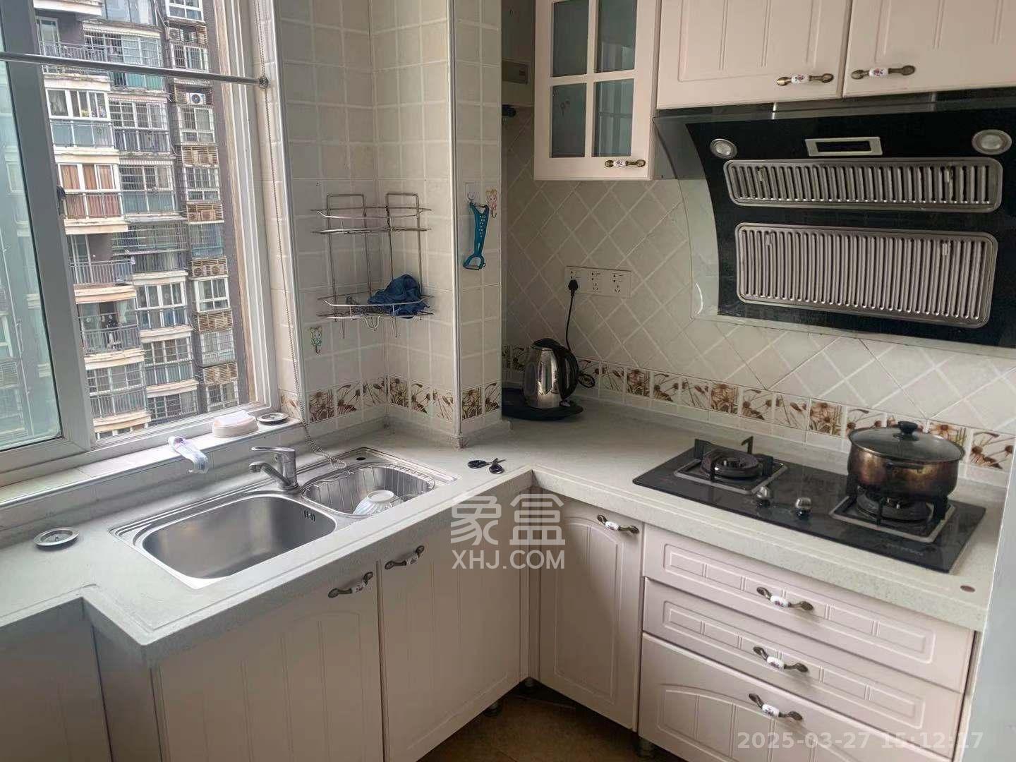 世景华庭  2室2厅1卫   1600.00元/月室内图