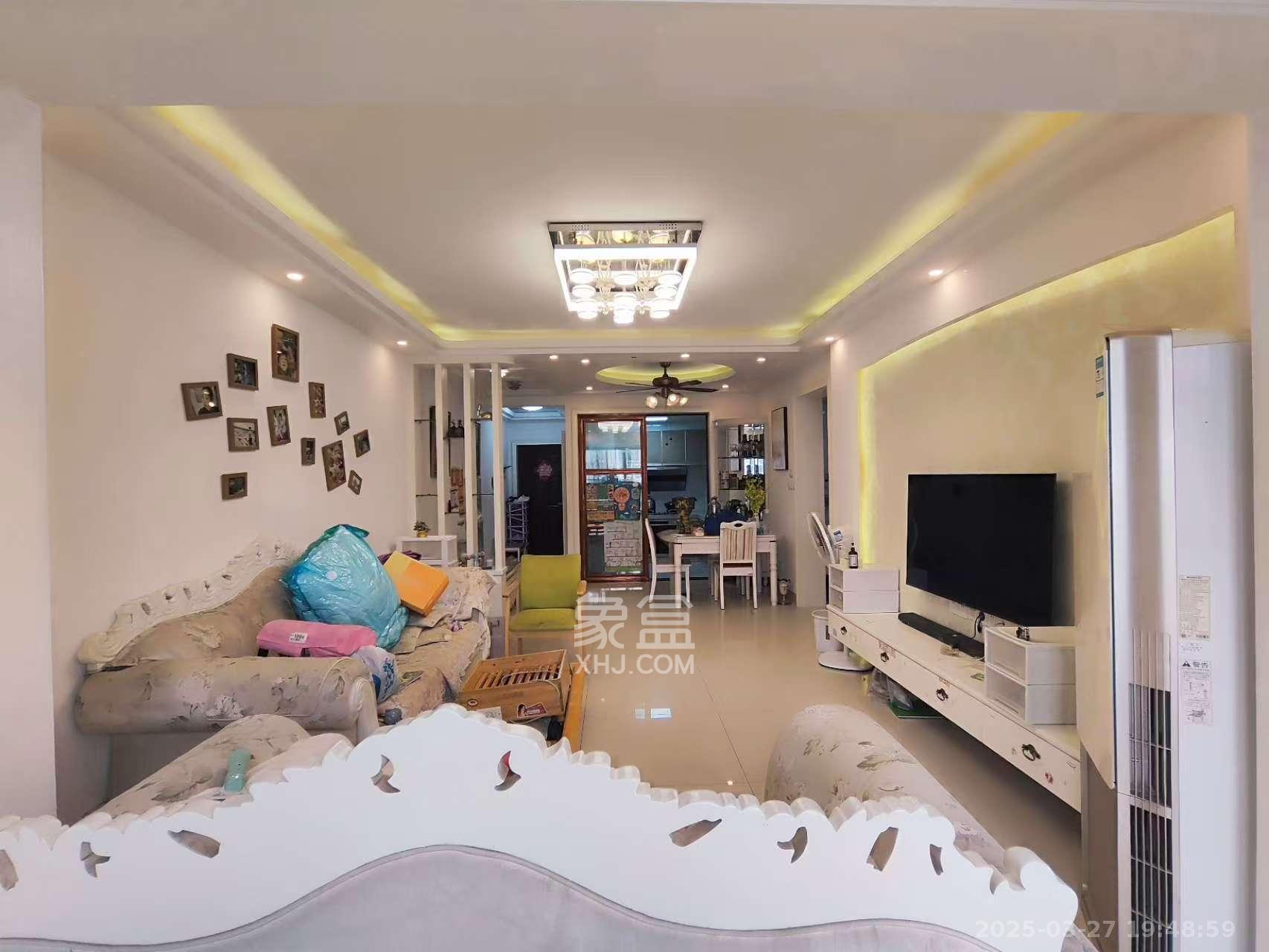 勤诚达新界 3室2厅1卫 1900.0元/月 勤诚达新界 3室2厅1卫 1900.0元/月室内图