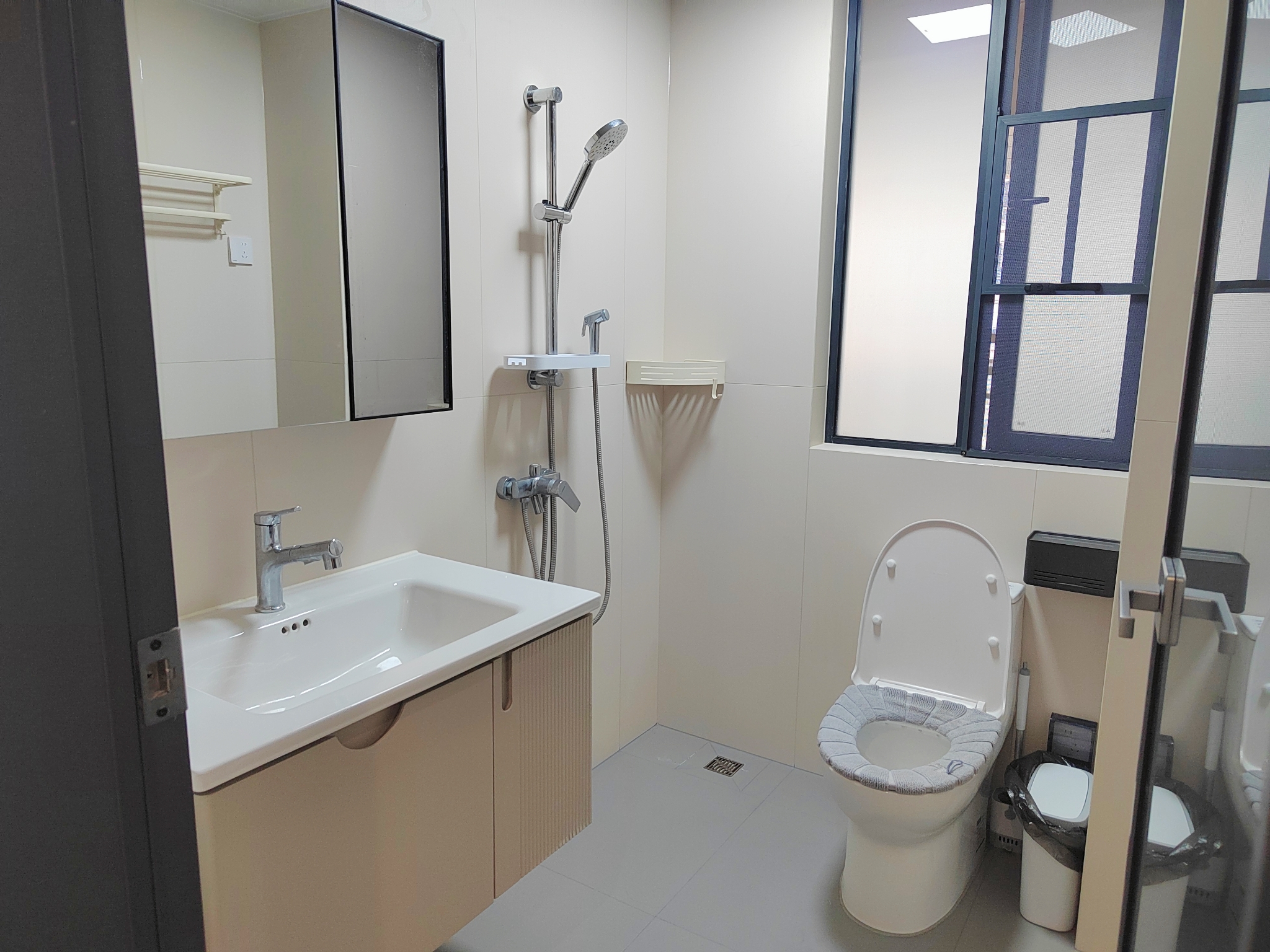 缇香名苑二期 2室2厅2卫 2560.0元/月 缇香名苑二期 2室2厅2卫 2560.0元/月室内图