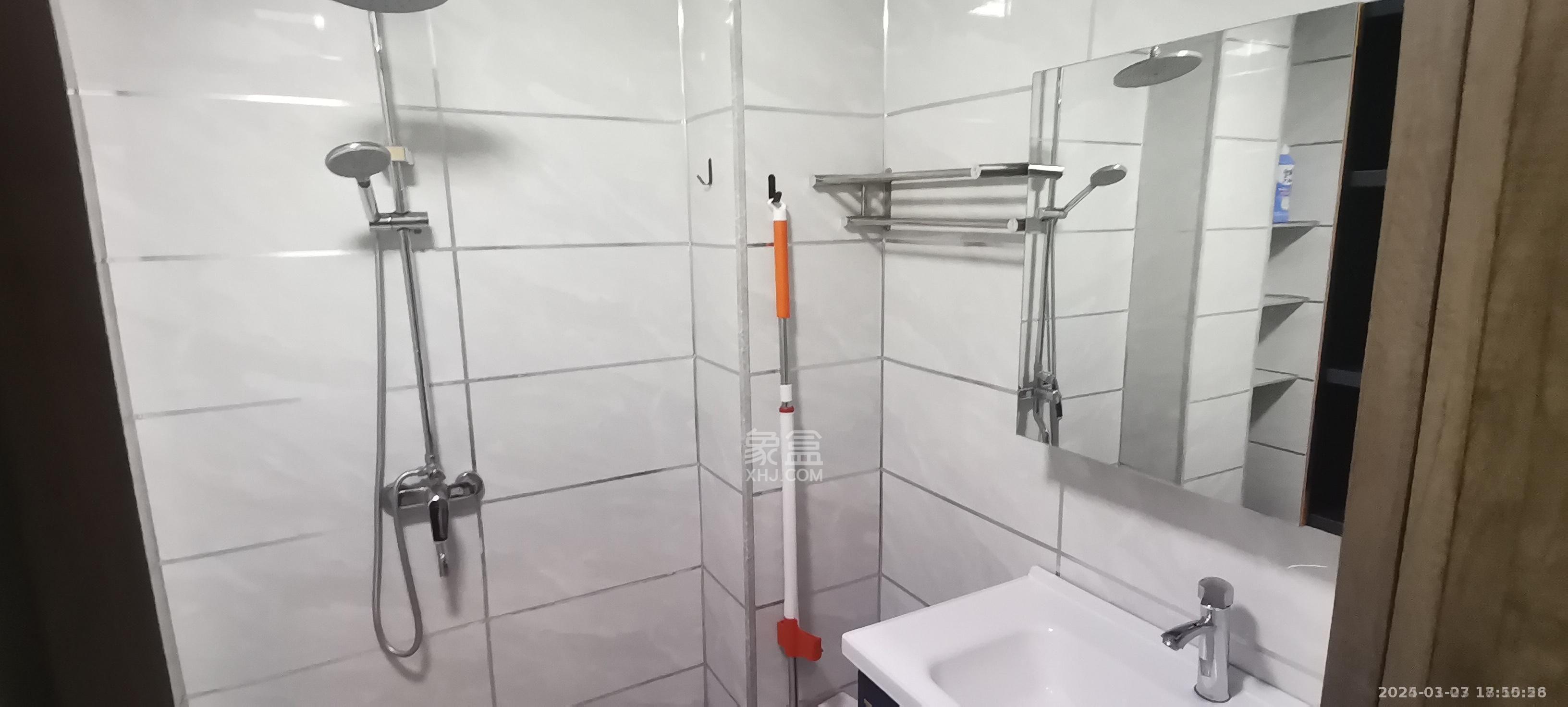 中泰财富湘江 1室1厅1卫 1500.0元/月 中泰财富湘江 1室1厅1卫 1500.0元/月室内图