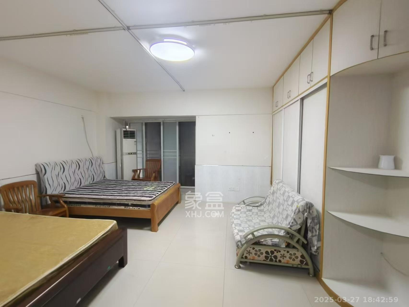 西罗亚大厦  1室1厅1卫   1800.00元/月室内图