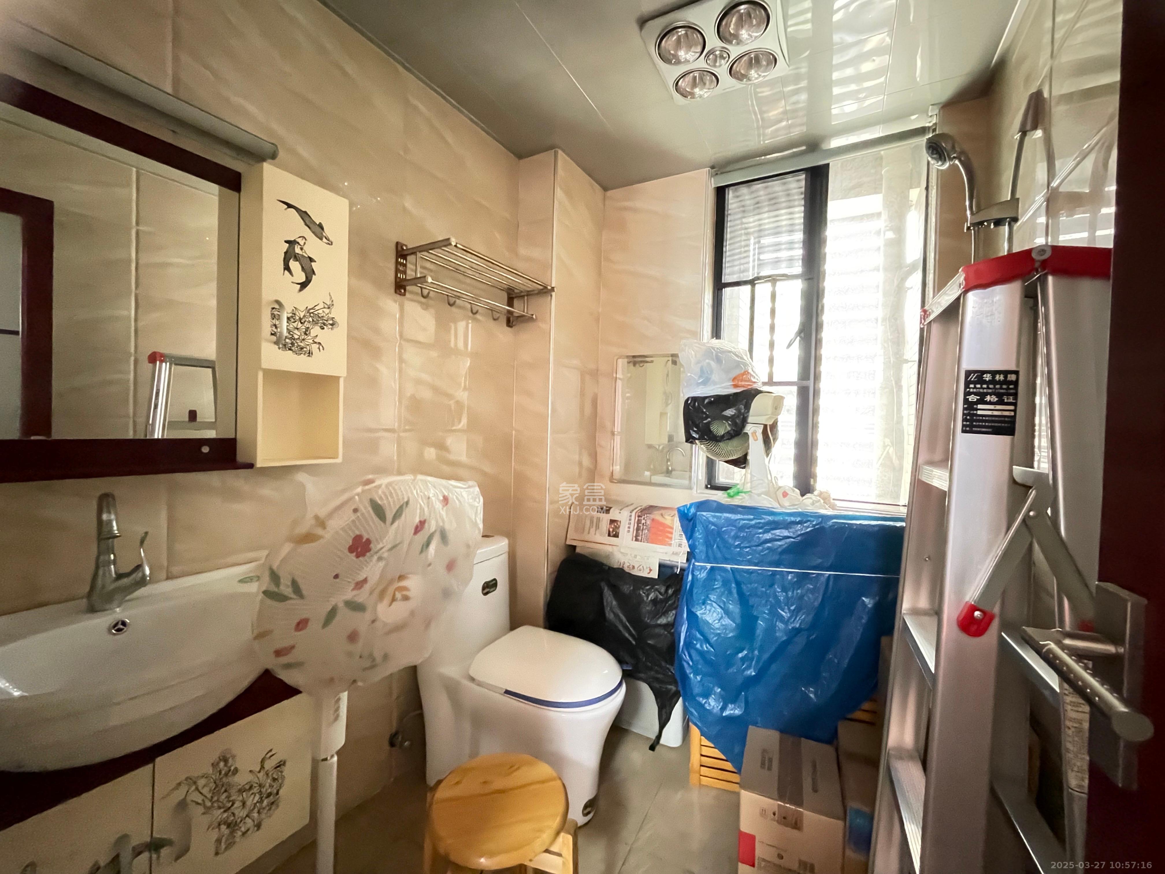 辉煌国际城一期 3室2厅2卫 2500.0元/月 辉煌国际城一期 3室2厅2卫 2500.0元/月室内图