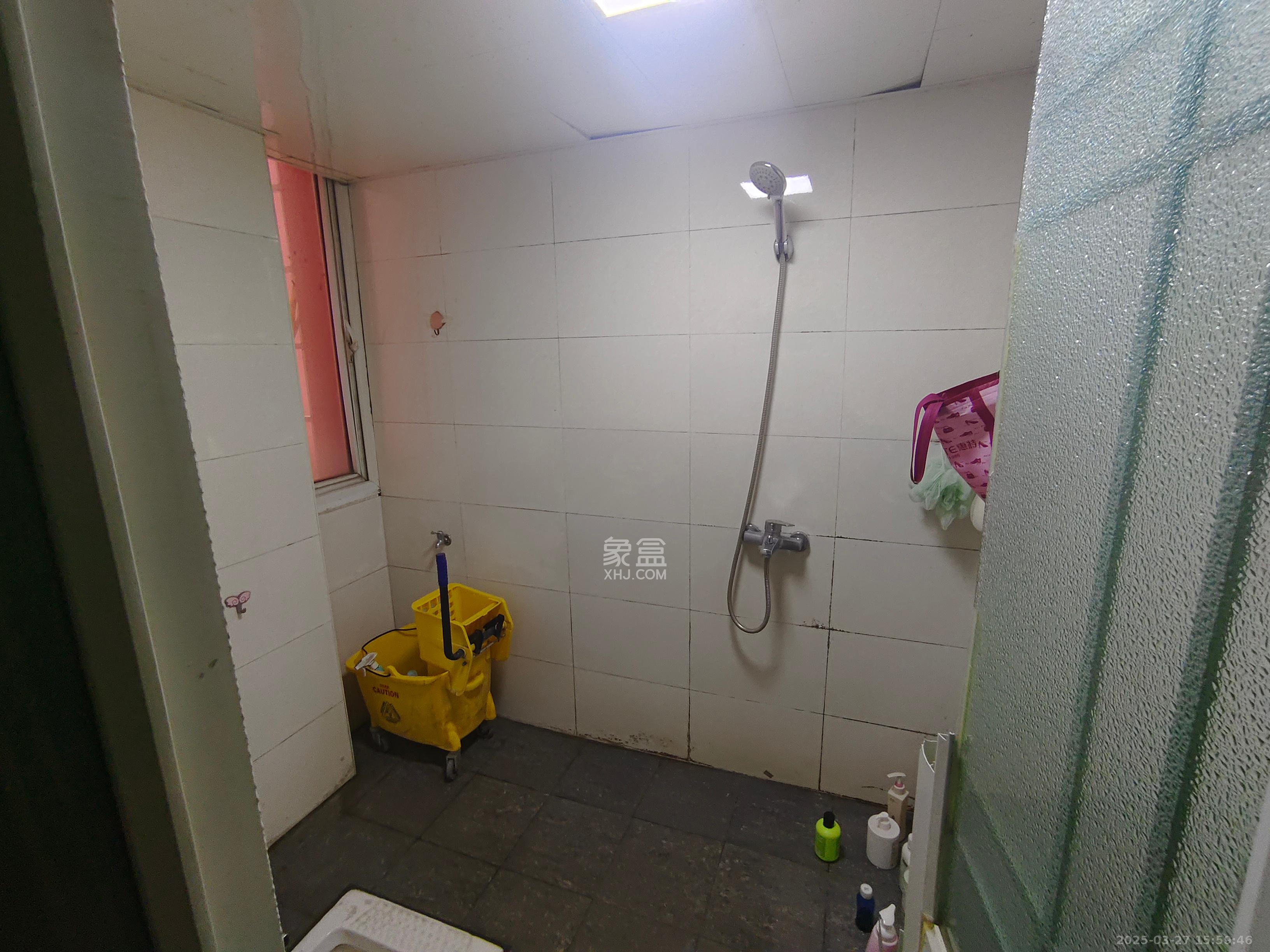 友谊嘉园  4室2厅2卫    3200.0元/月 友谊嘉园  4室2厅2卫    3200.0元/月室内图