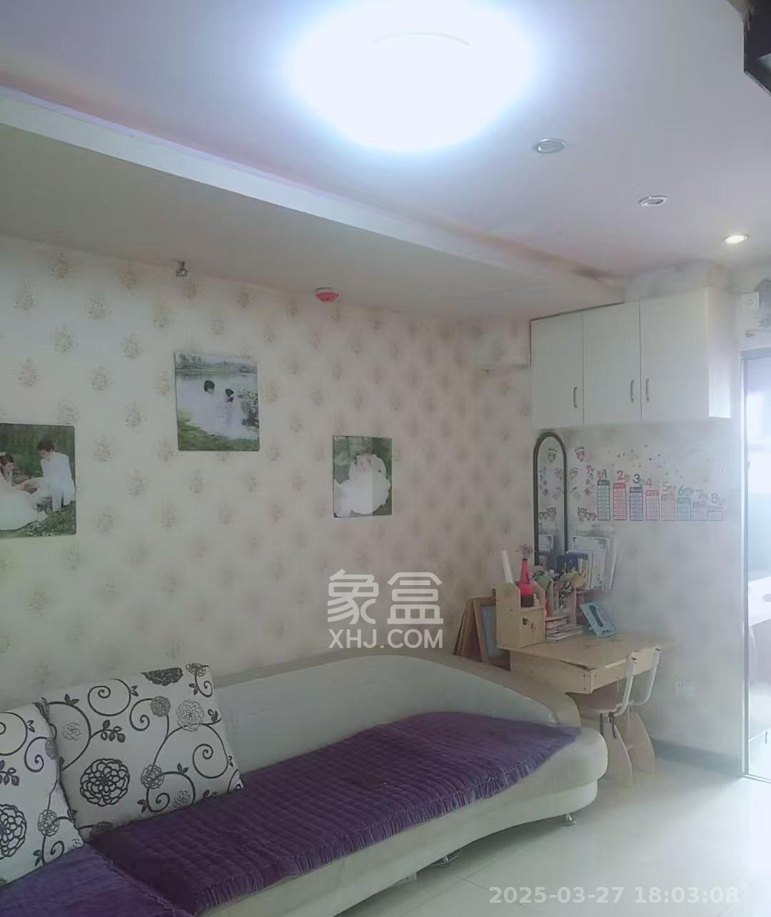 金色loft(鑫秋大厦) 2室1厅1卫 1900.0元/月 金色loft(鑫秋大厦) 2室1厅1卫 1900.0元/月室内图