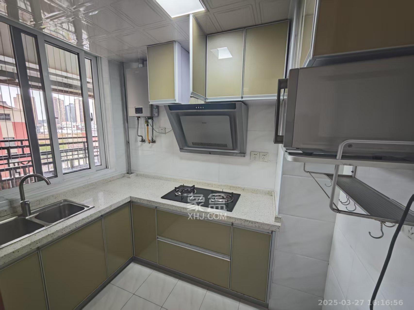 绿地海外滩一期 2室2厅1卫 1700.0元/月 绿地海外滩一期 2室2厅1卫 1700.0元/月室内图