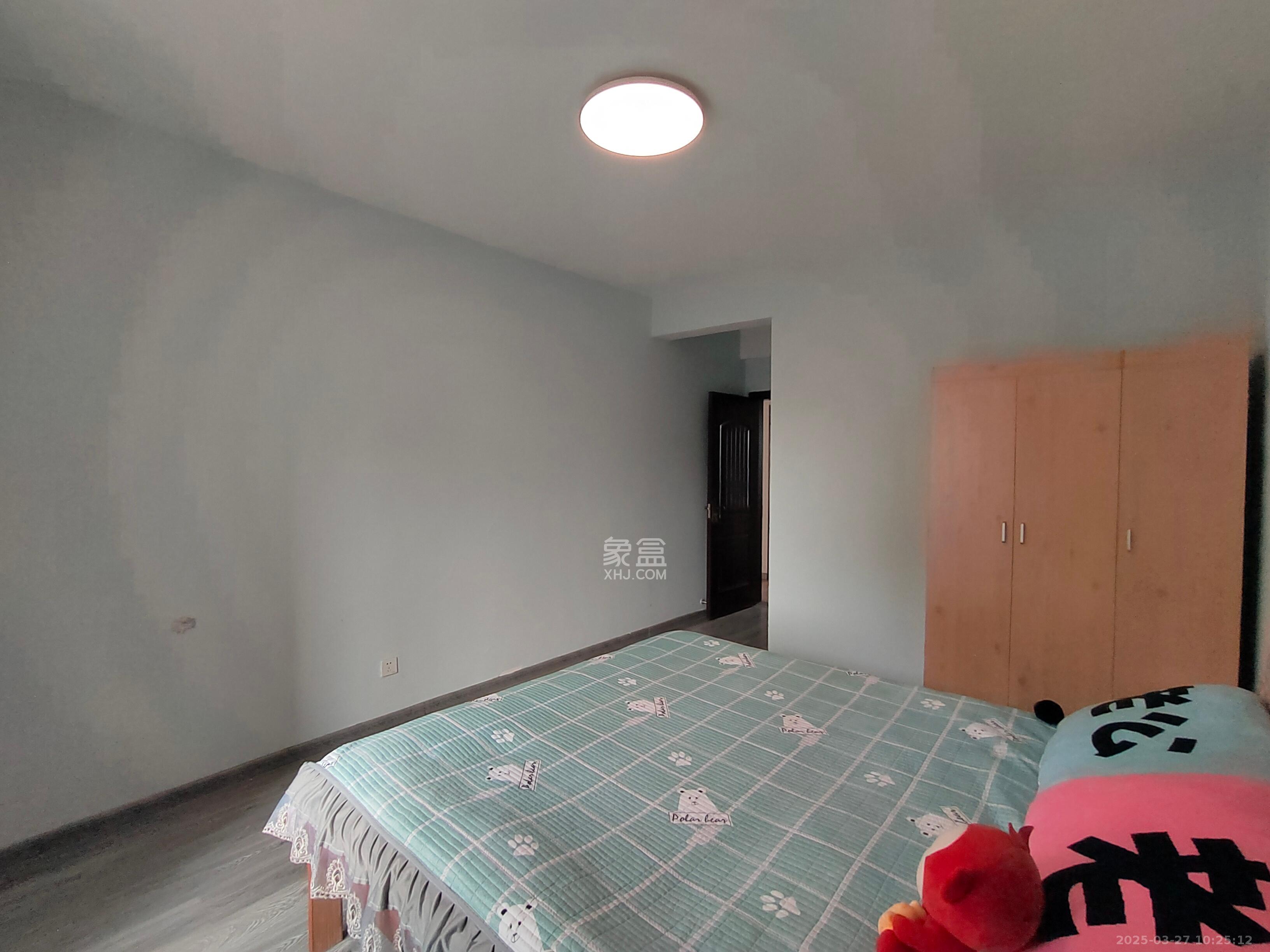 华润凤凰城三期 3室2厅2卫 2300.0元/月 华润凤凰城三期 3室2厅2卫 2300.0元/月室内图