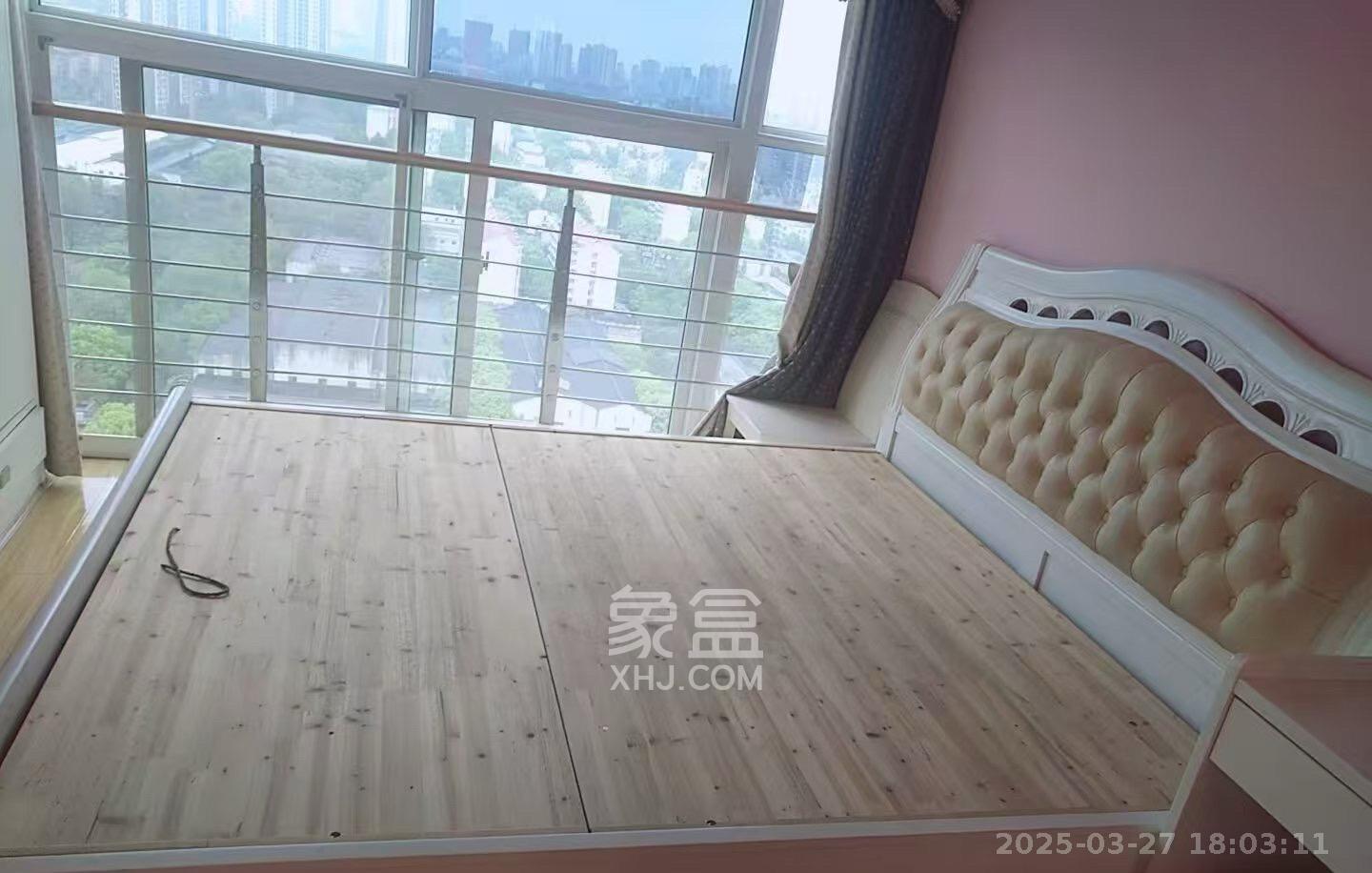 金色loft(鑫秋大厦) 2室1厅1卫 1900.0元/月 金色loft(鑫秋大厦) 2室1厅1卫 1900.0元/月室内图