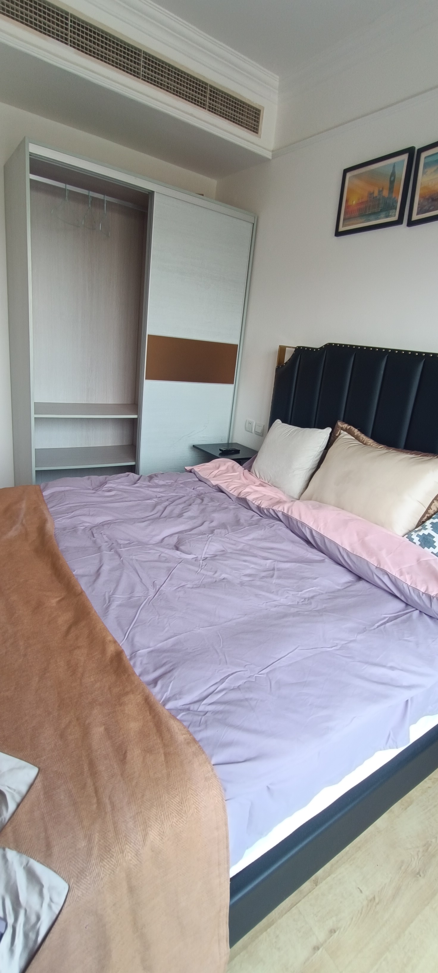 外滩中心  2室3厅1卫    4200.0元/月 外滩中心  2室3厅1卫    4200.0元/月室内图