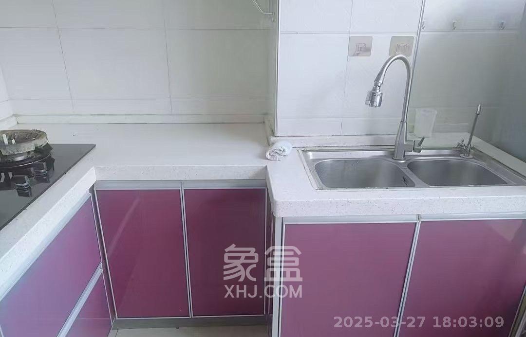 金色loft(鑫秋大厦) 2室1厅1卫 1900.0元/月 金色loft(鑫秋大厦) 2室1厅1卫 1900.0元/月室内图