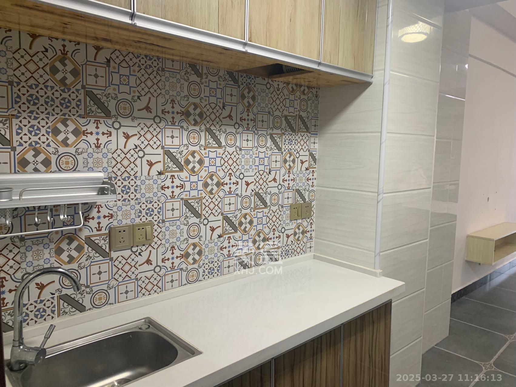 高升时代广场(冠铭商务中心) 1室1厅1卫 1400.0元/月 高升时代广场(冠铭商务中心) 1室1厅1卫 1400.0元/月室内图