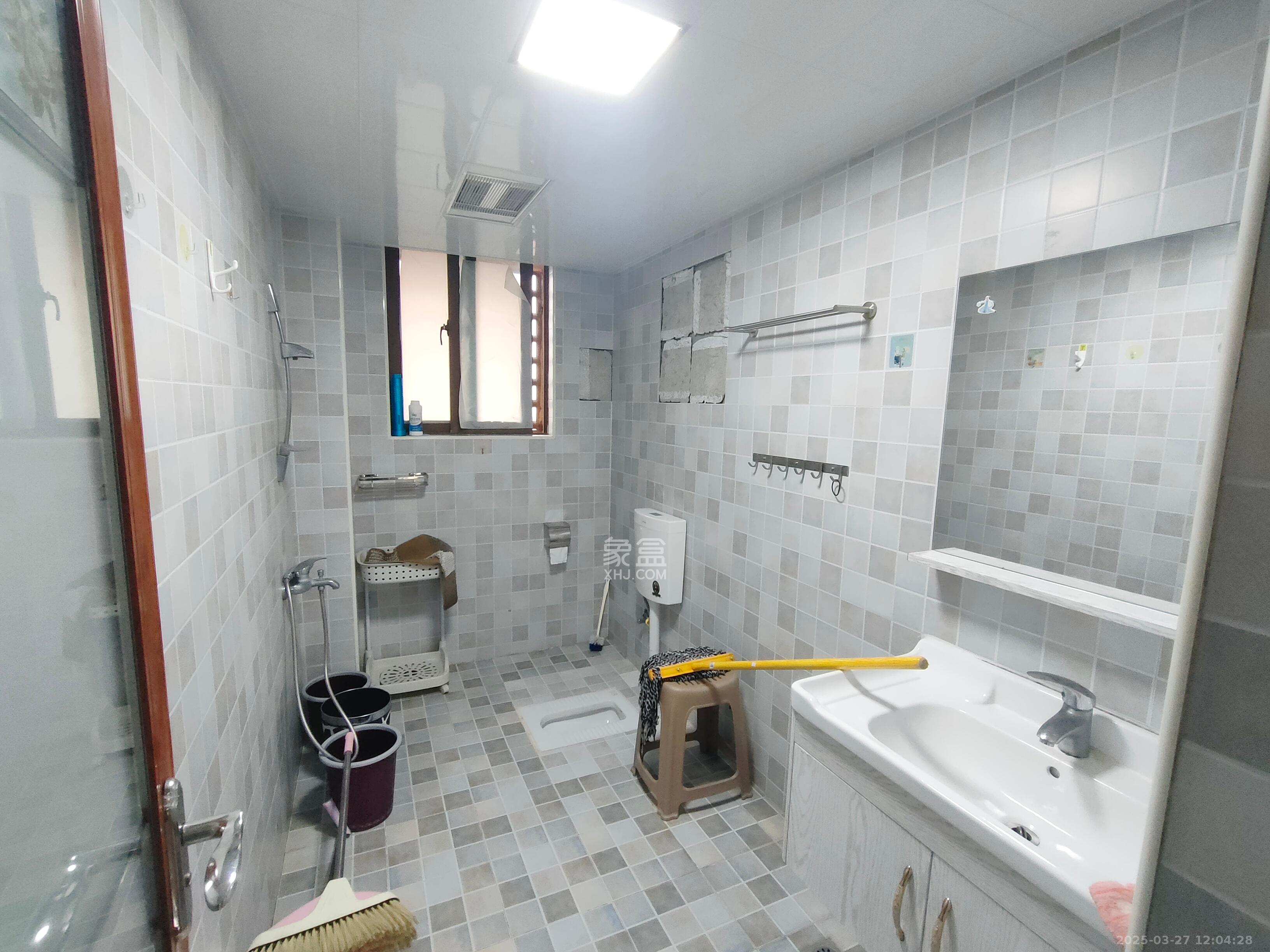 第六都(陆都小区) 3室2厅2卫 5000.0元/月 第六都(陆都小区) 3室2厅2卫 5000.0元/月室内图