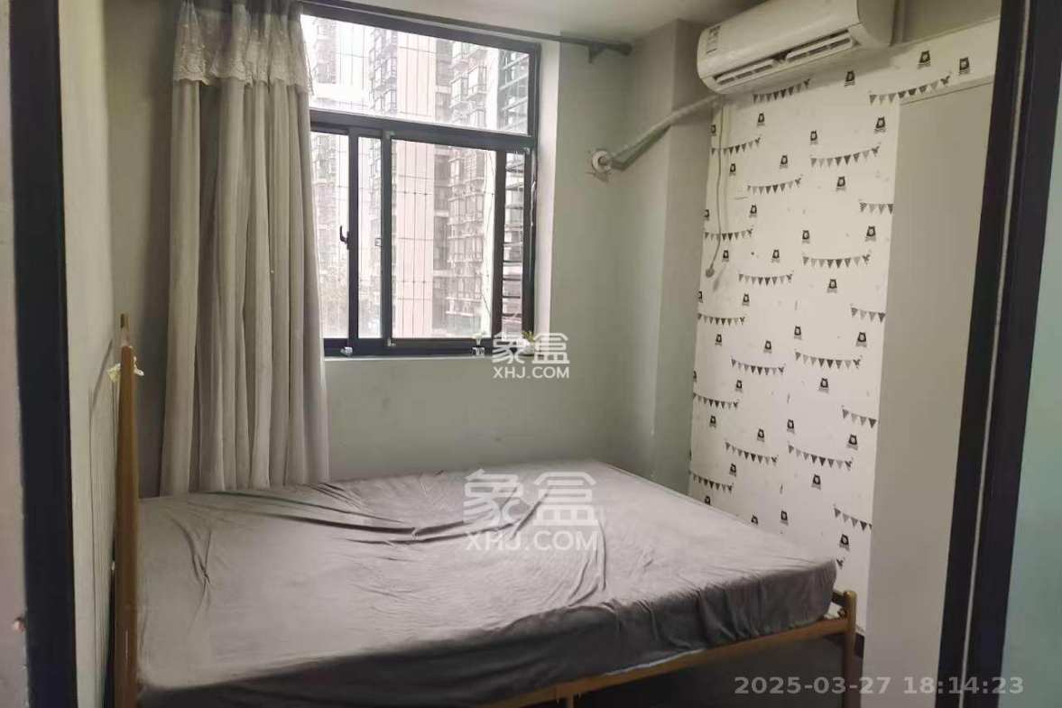 钱隆学府一、二期  2室1厅1卫    1900.0元/月 钱隆学府一、二期  2室1厅1卫    1900.0元/月室内图