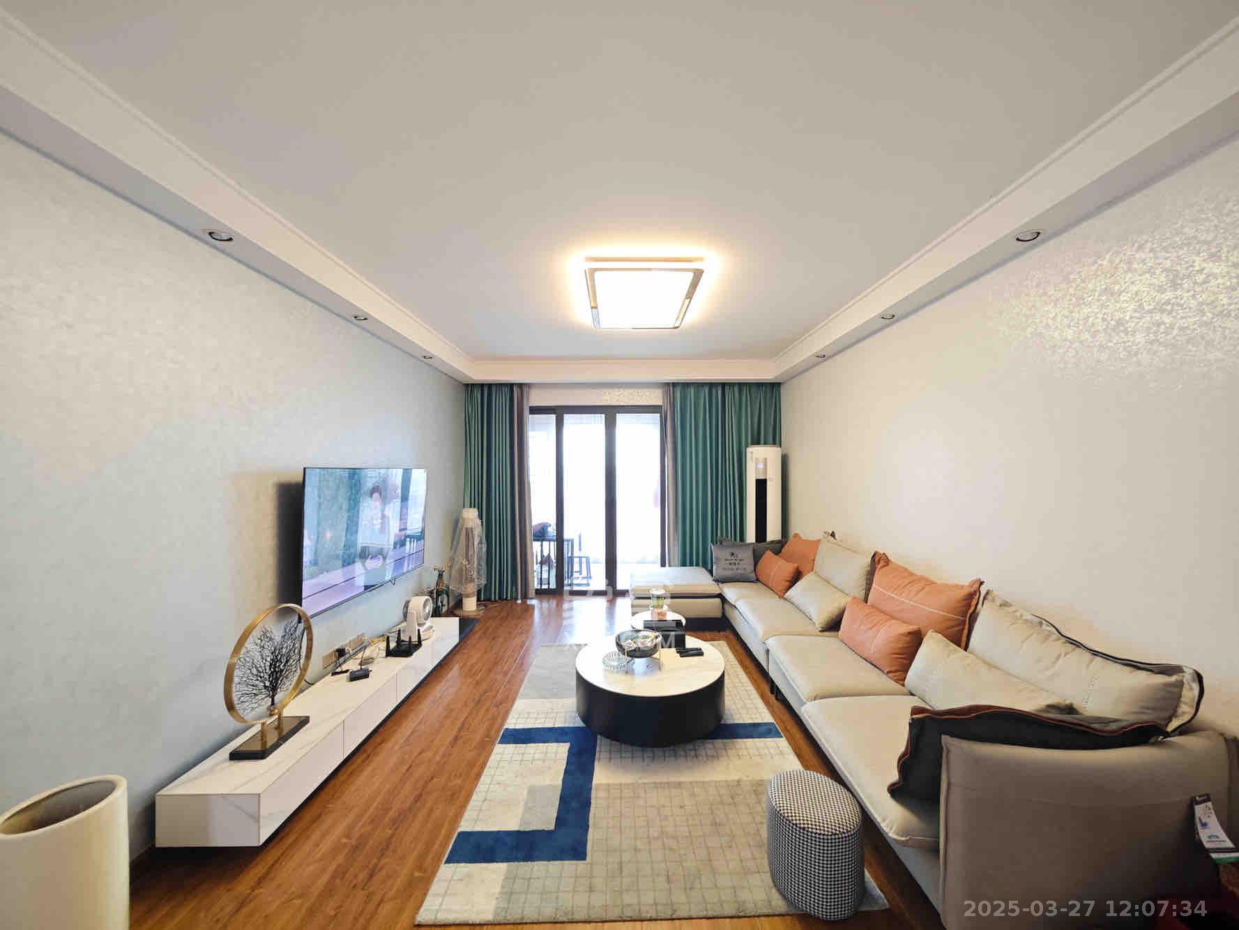 奥园誉景华府 3室1厅2卫 2800.0元/月 奥园誉景华府 3室1厅2卫 2800.0元/月室内图