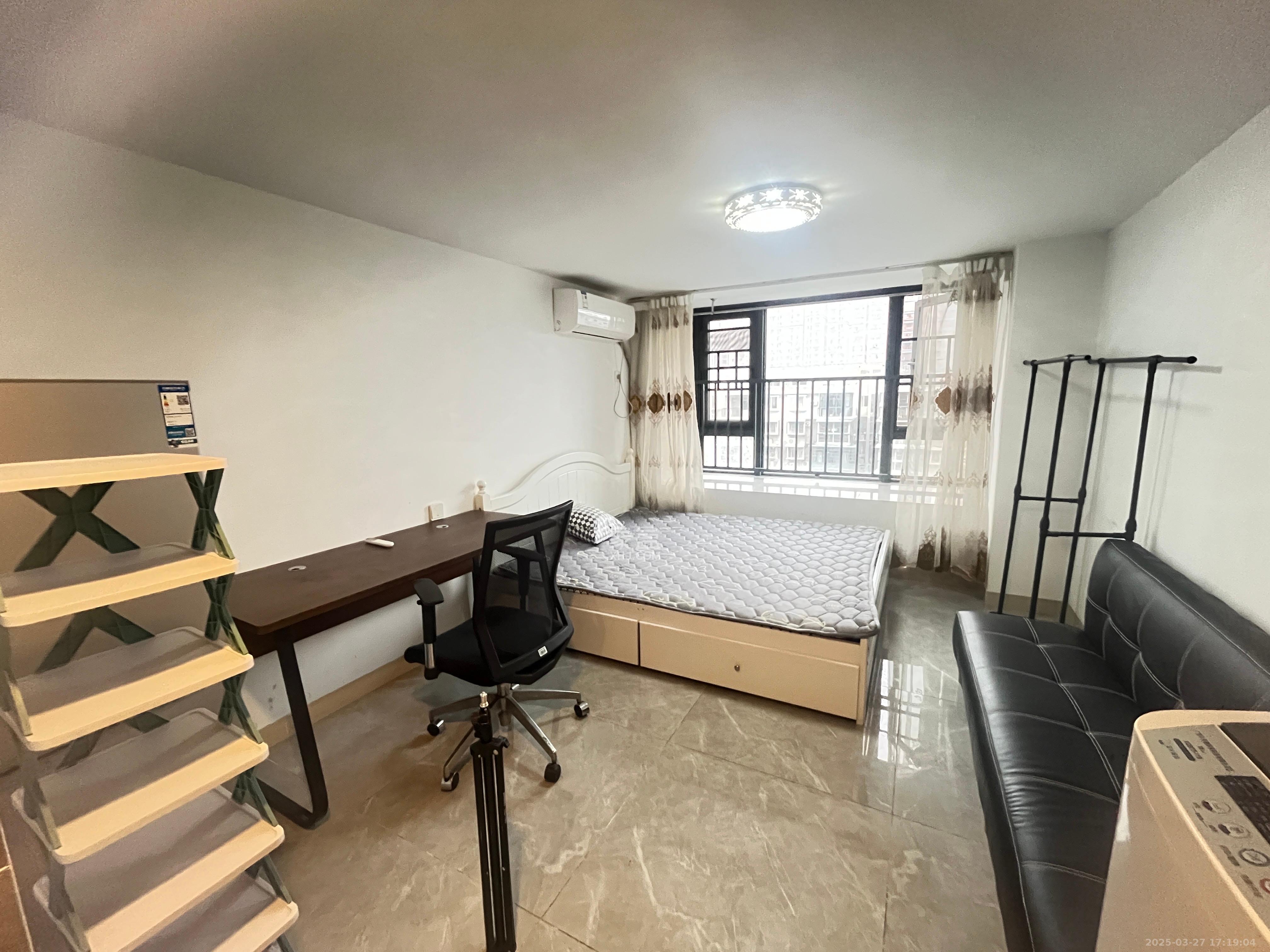 龙湖湘江星座(祺鑫星座公寓) 1室1厅1卫 1900.0元/月 龙湖湘江星座(祺鑫星座公寓) 1室1厅1卫 1900.0元/月室内图