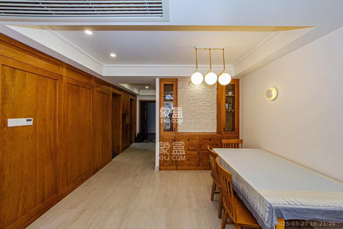 北辰三角洲E6区  3室2厅2卫    4500.0元/月 北辰三角洲E6区  3室2厅2卫    4500.0元/月室内图