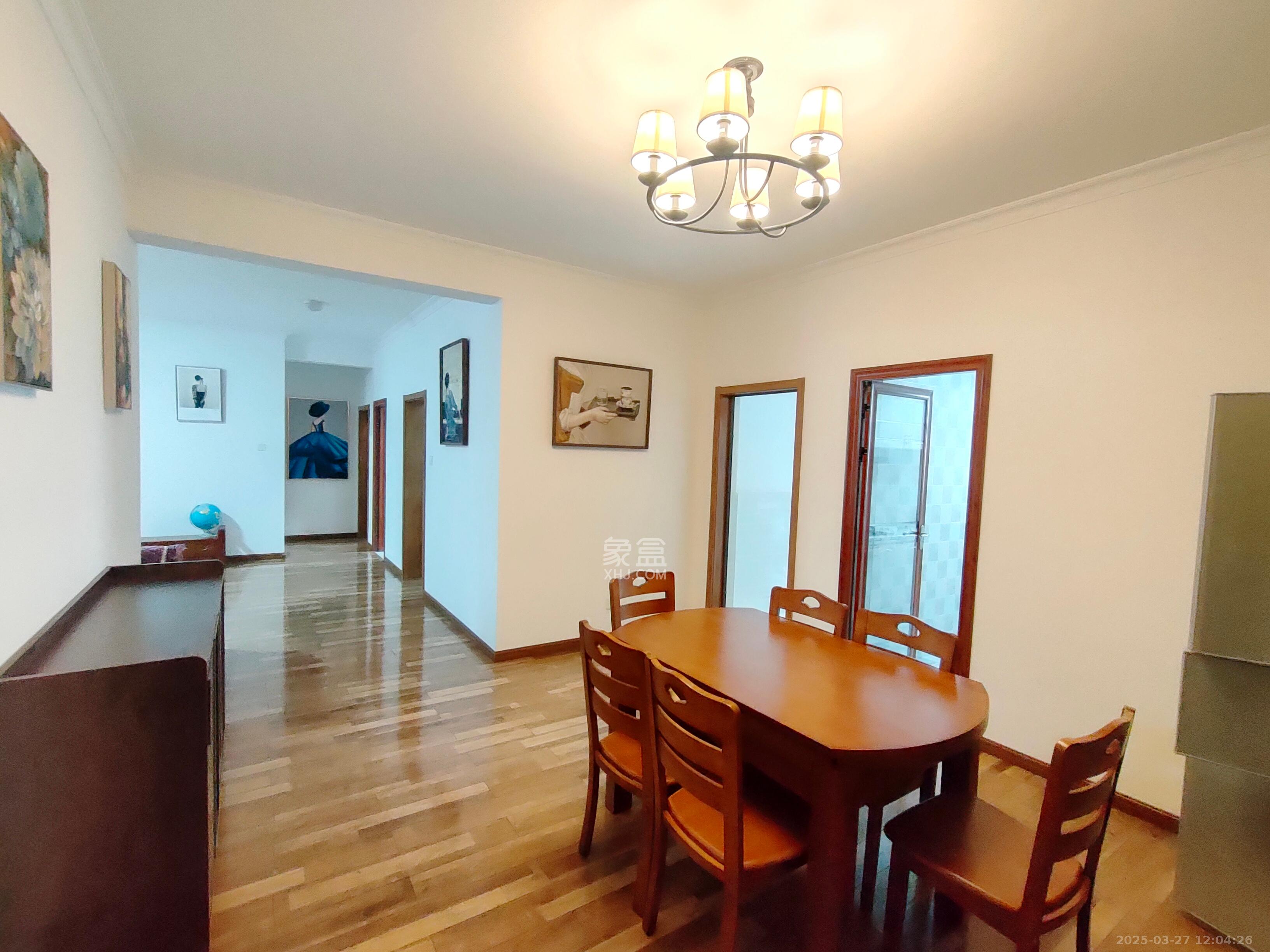 第六都(陆都小区) 3室2厅2卫 5000.0元/月 第六都(陆都小区) 3室2厅2卫 5000.0元/月室内图