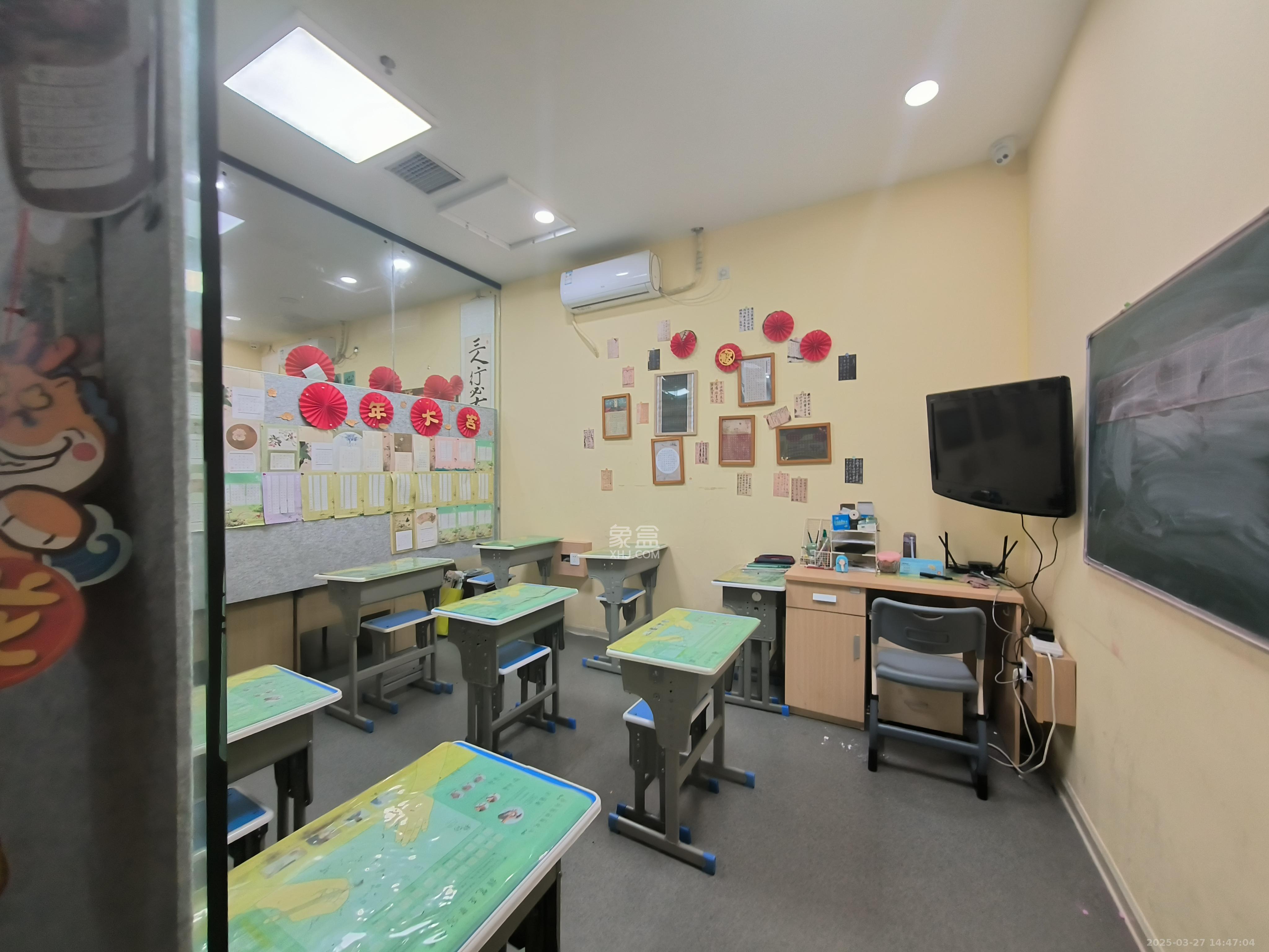 恒大翡翠华庭   731.0㎡      36550.0元/月室内图