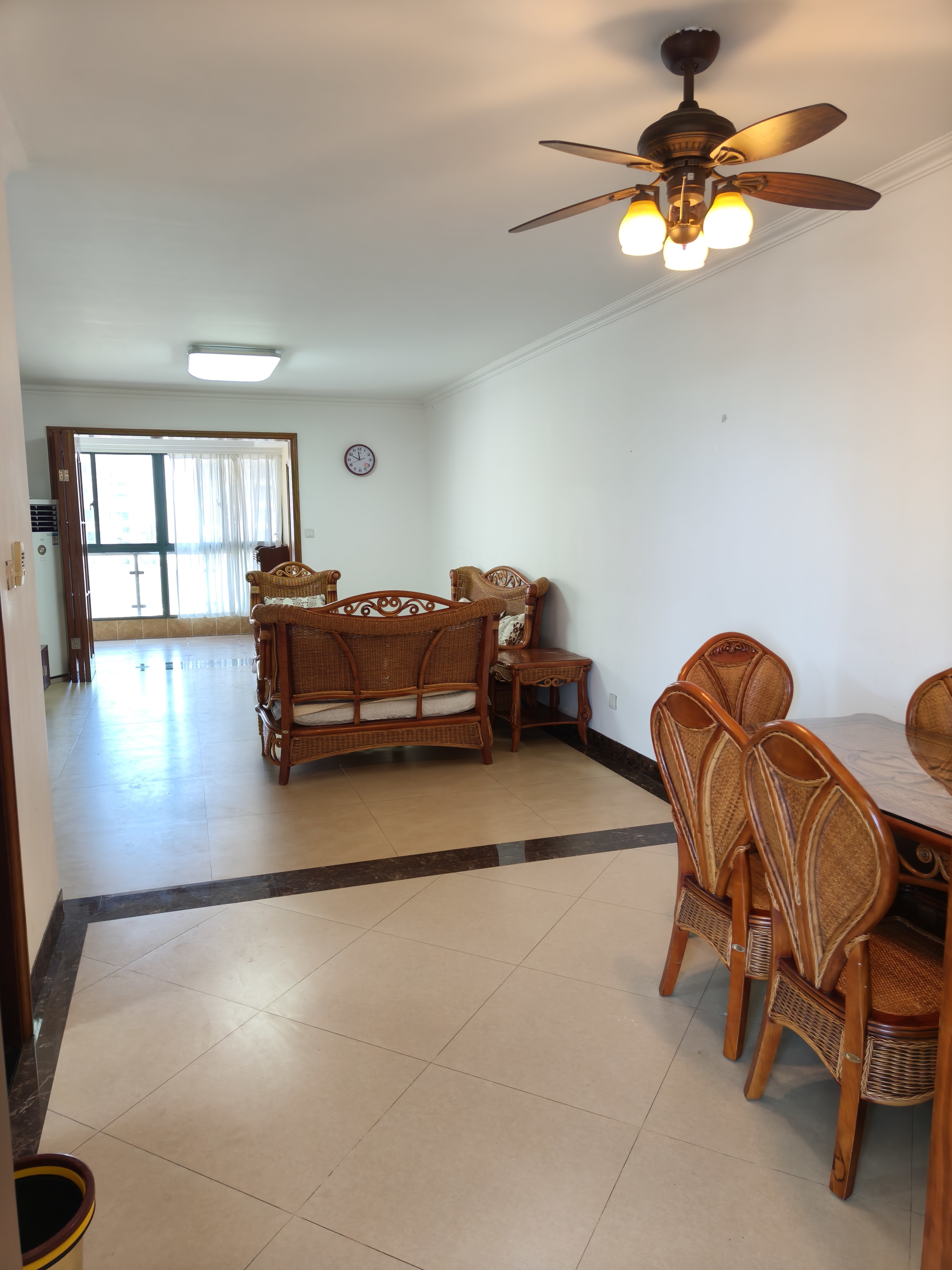 海阔天空-国瑞城二期(雅仕苑) 4室2厅2卫 6000.0元/月 海阔天空-国瑞城二期(雅仕苑) 4室2厅2卫 6000.0元/月室内图