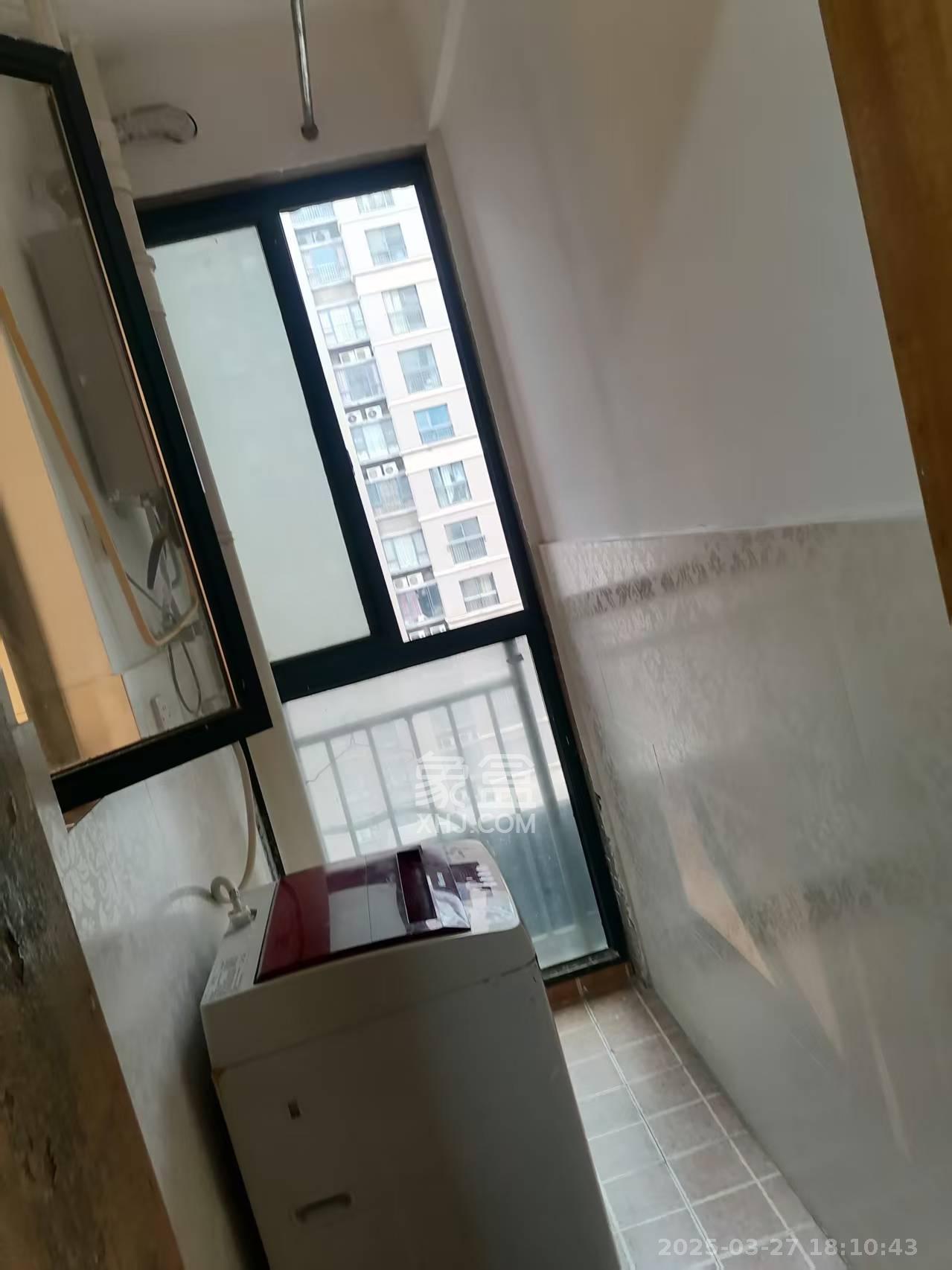 万象新天  3室1厅1卫   2600.00元/月室内图