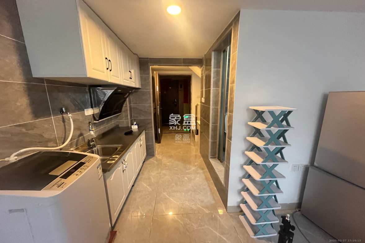 龙湖湘江星座(祺鑫星座公寓) 1室1厅1卫 1900.0元/月 龙湖湘江星座(祺鑫星座公寓) 1室1厅1卫 1900.0元/月室内图