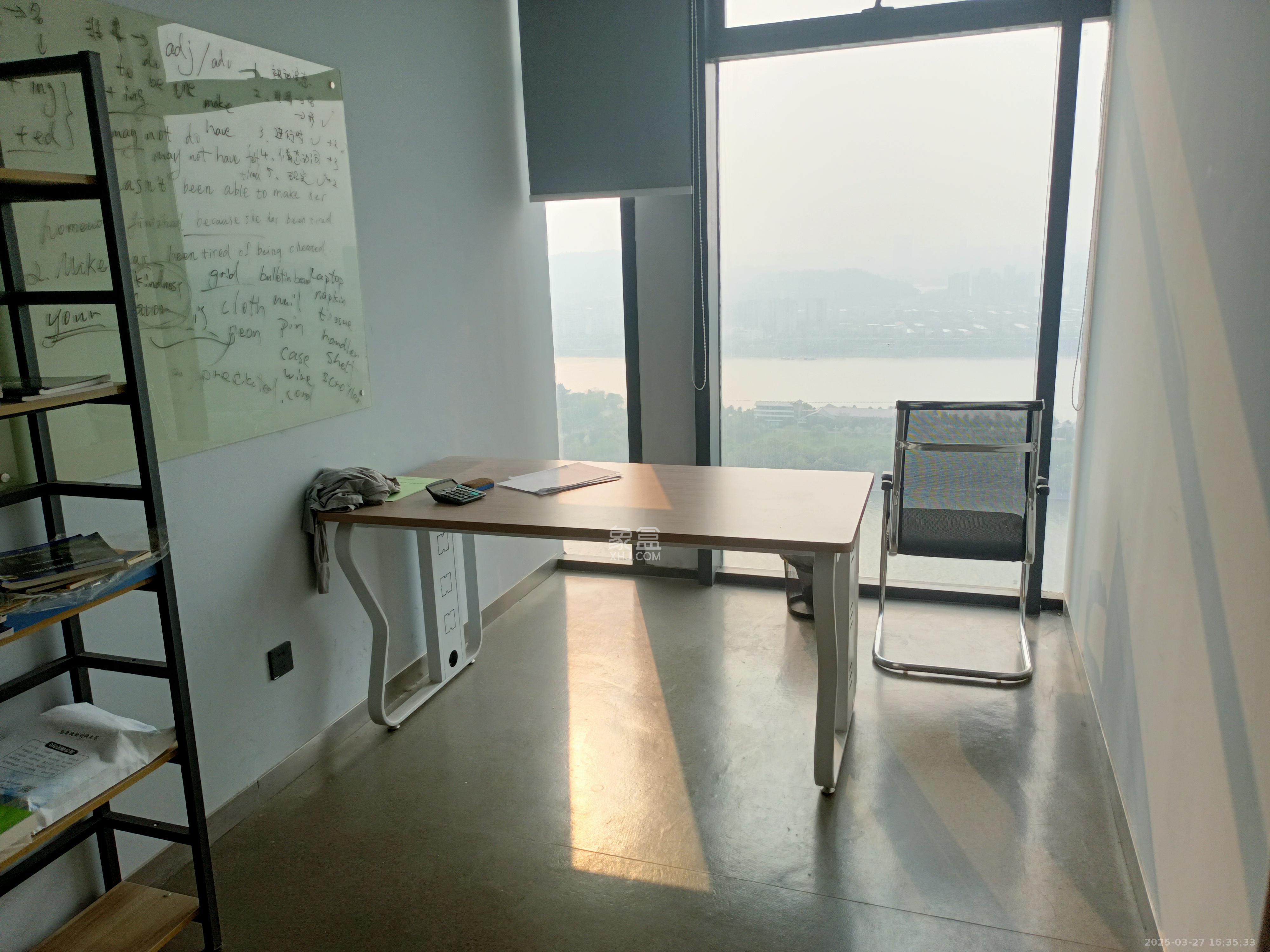 万达广场   380.0㎡      26000.0元/月室内图