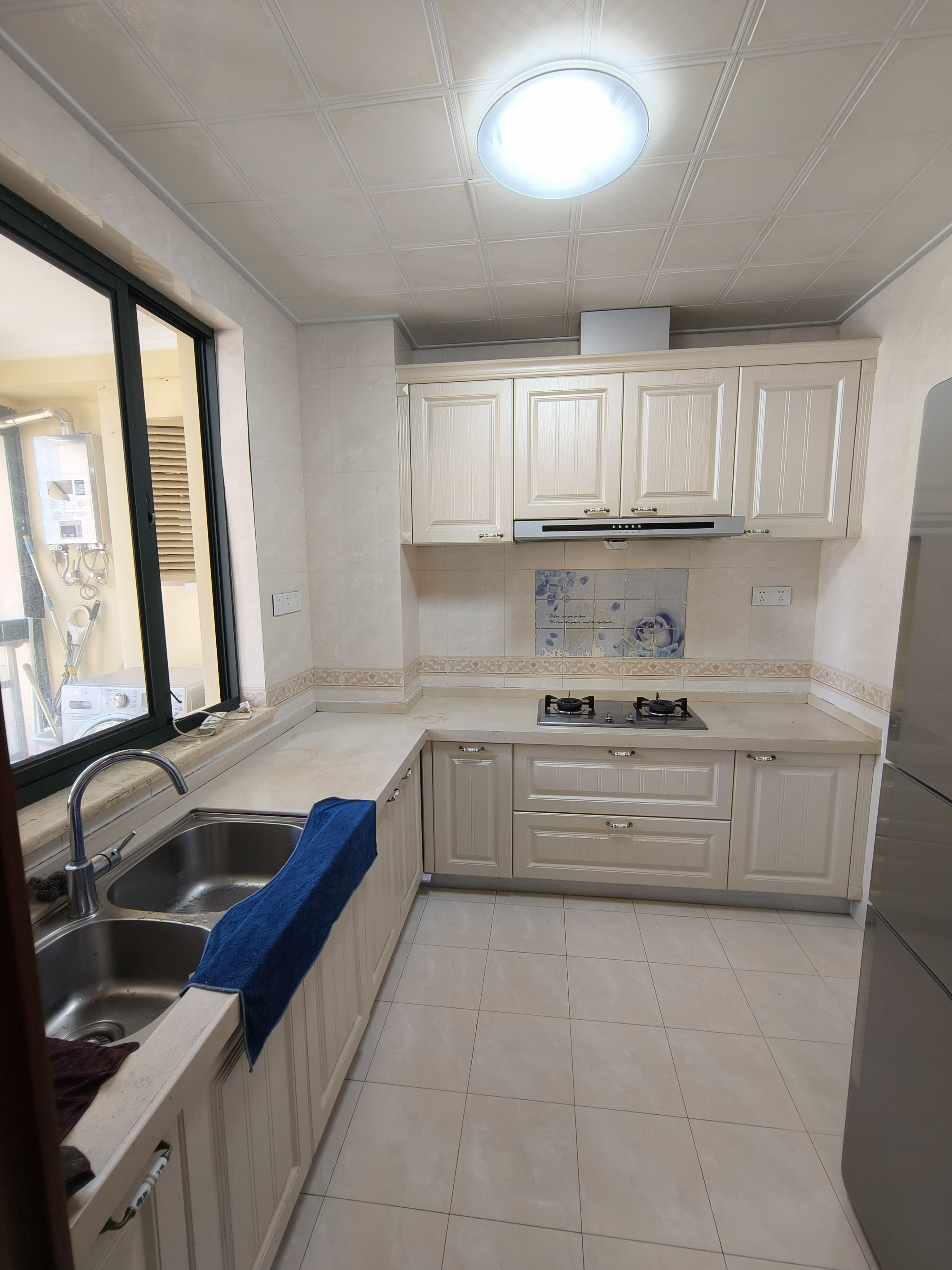 海阔天空-国瑞城二期(雅仕苑) 4室2厅2卫 6000.0元/月 海阔天空-国瑞城二期(雅仕苑) 4室2厅2卫 6000.0元/月室内图