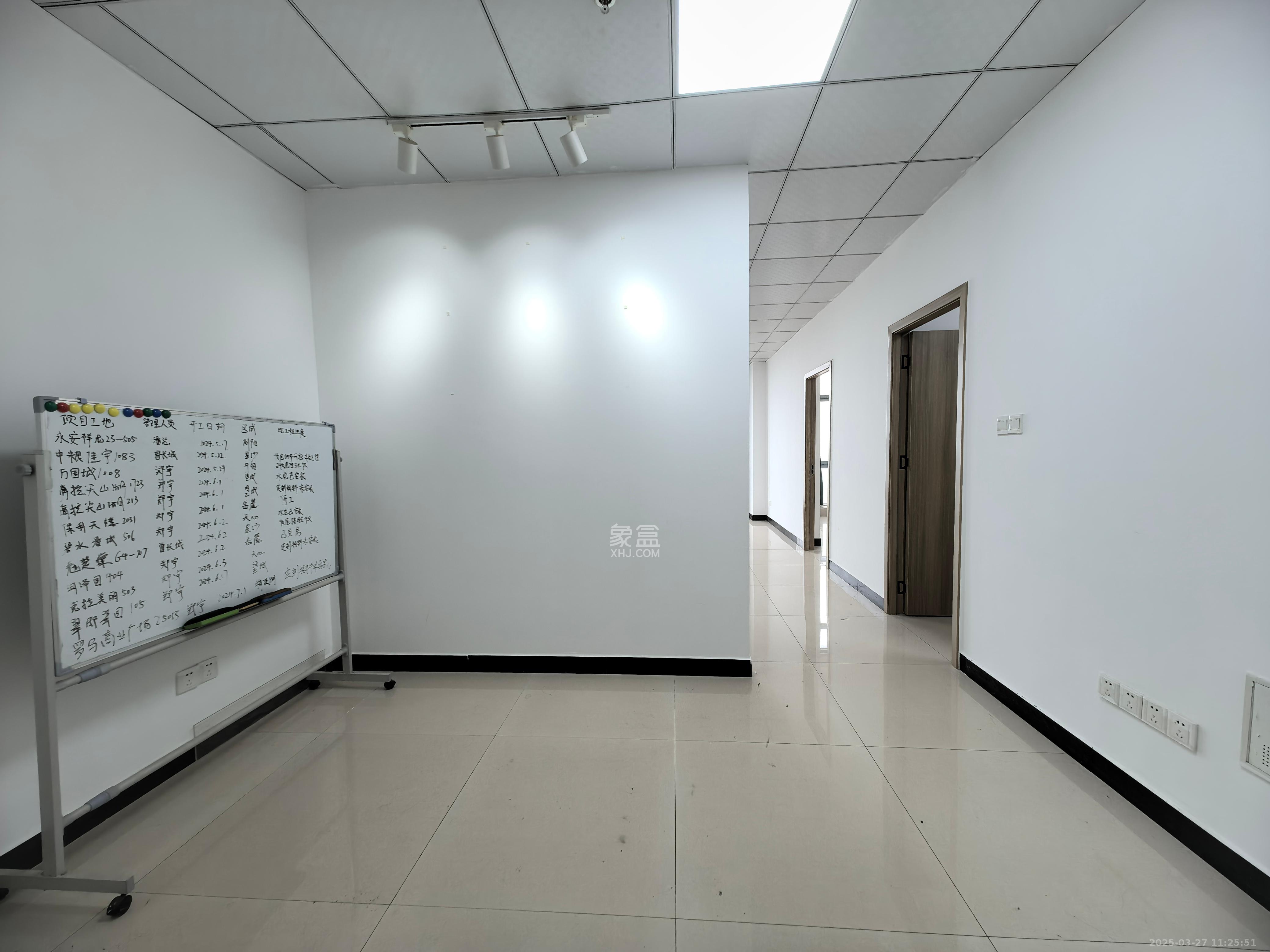 奥克斯缔壹城 1室1厅1卫 1500.0元/月 奥克斯缔壹城 1室1厅1卫 1500.0元/月室内图