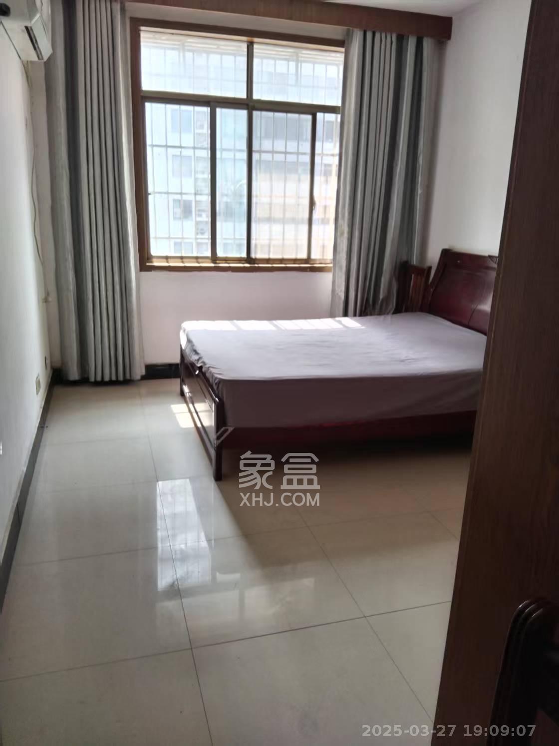 黄鹤小区3片 2室2厅1卫 1600.0元/月 黄鹤小区3片 2室2厅1卫 1600.0元/月室内图