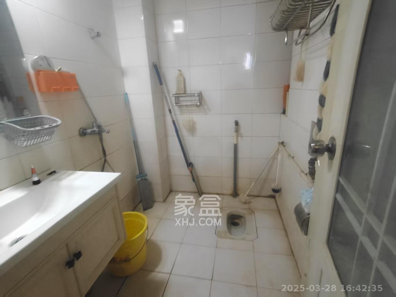 新塘垅小区(高桥物流园) 3室2厅1卫 1800.0元/月 新塘垅小区(高桥物流园) 3室2厅1卫 1800.0元/月室内图