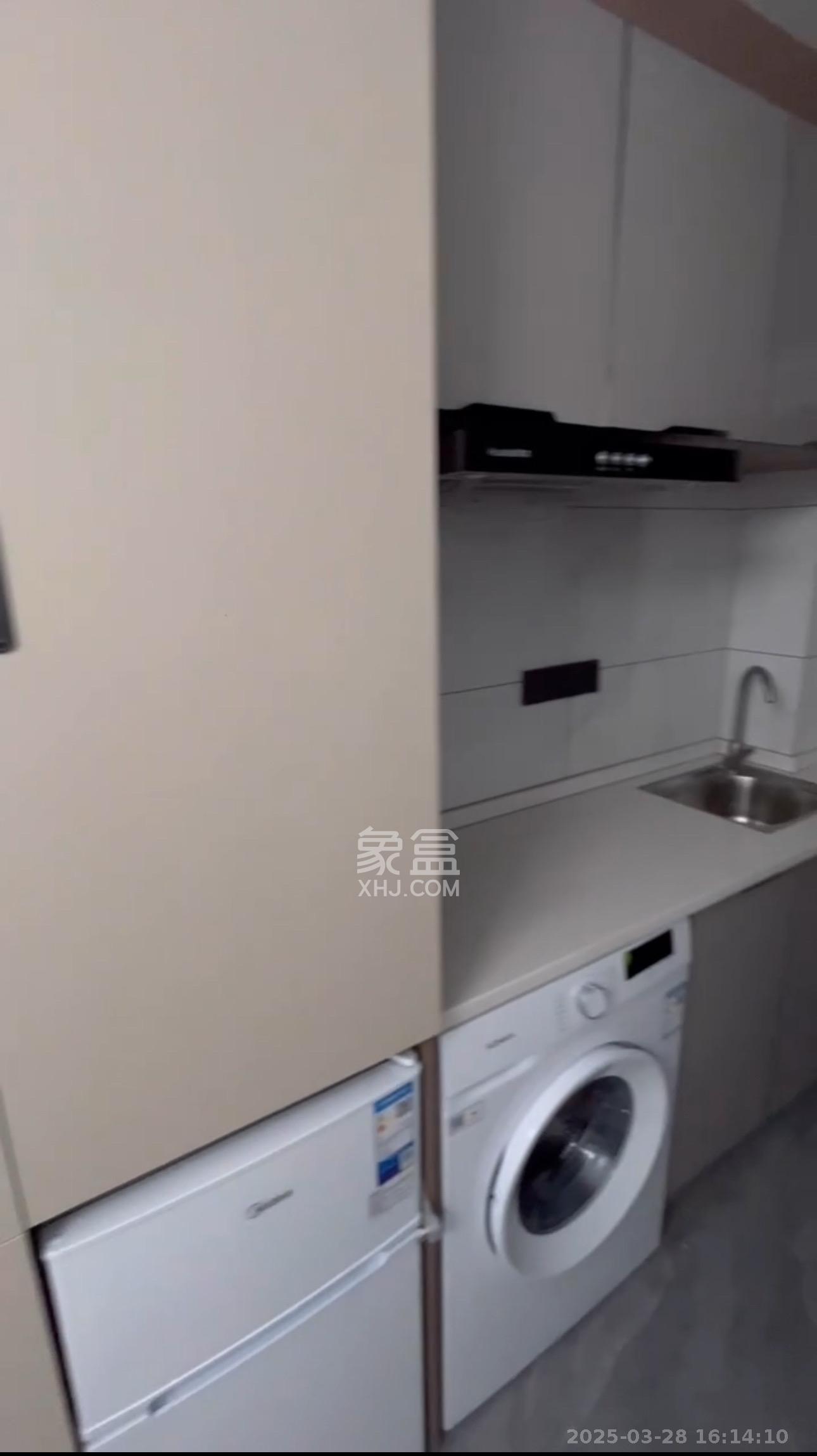 碧桂园印象  1室1厅1卫   1500.00元/月室内图