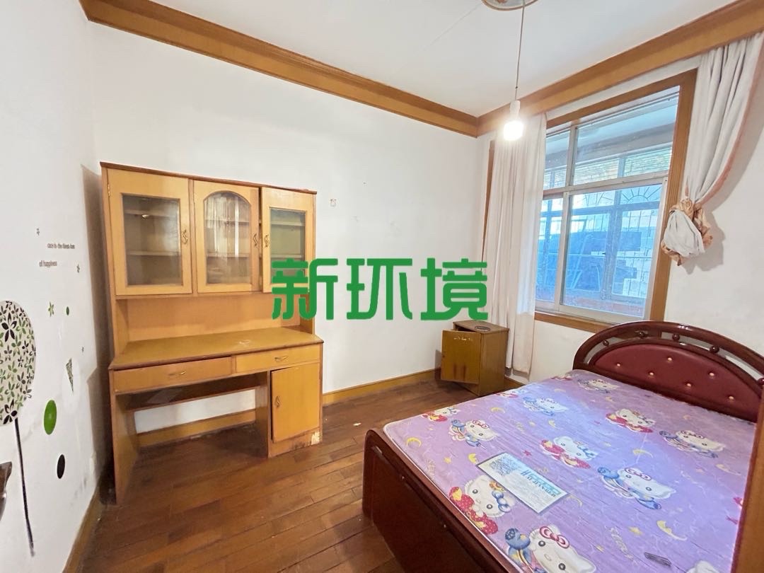 武装部宿舍 3室2厅2卫 53.8万 武装部宿舍 3室2厅2卫 53.8万客厅