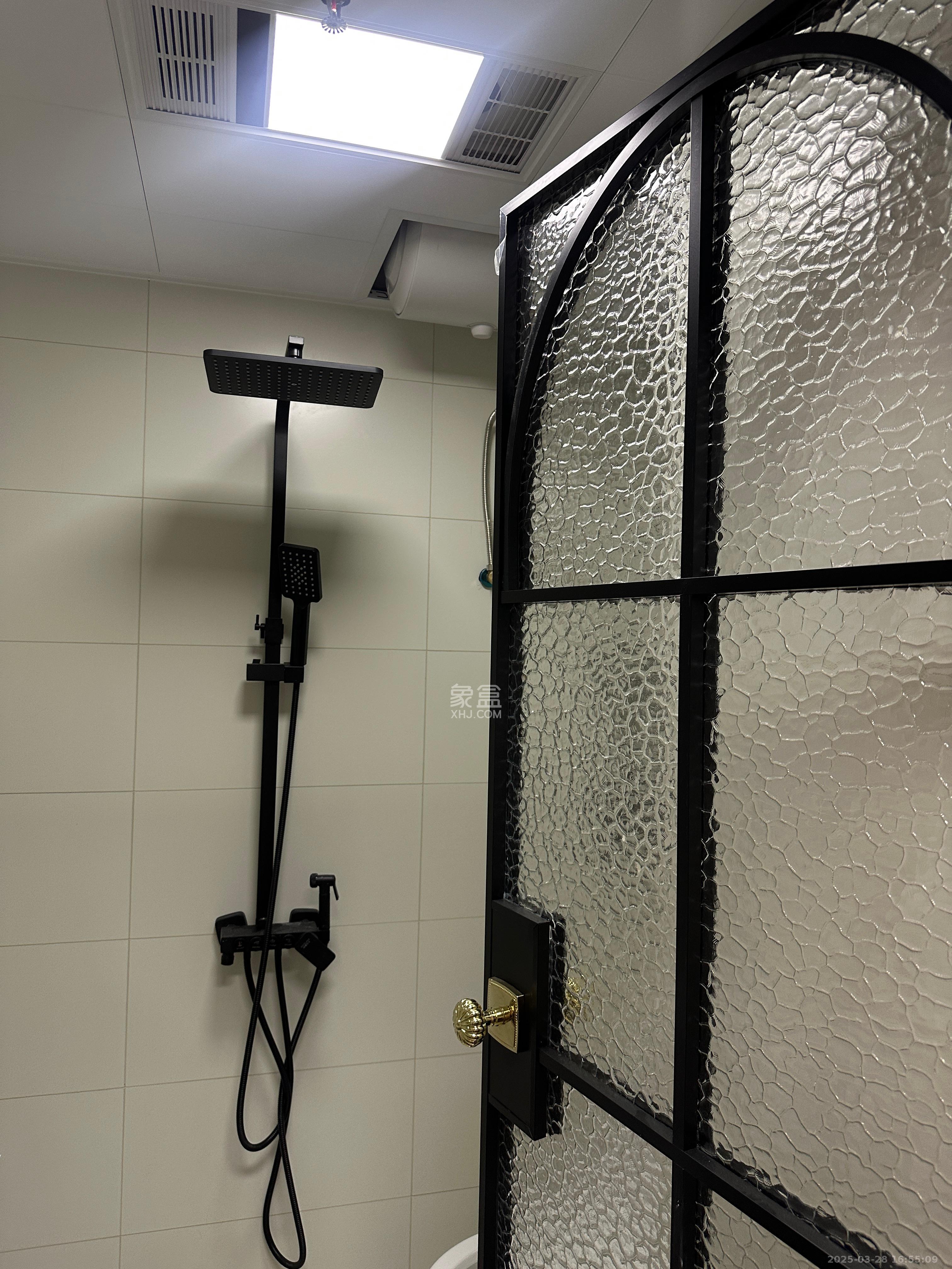 华润置地中心 1室1厅1卫 2200.0元/月 华润置地中心 1室1厅1卫 2200.0元/月室内图