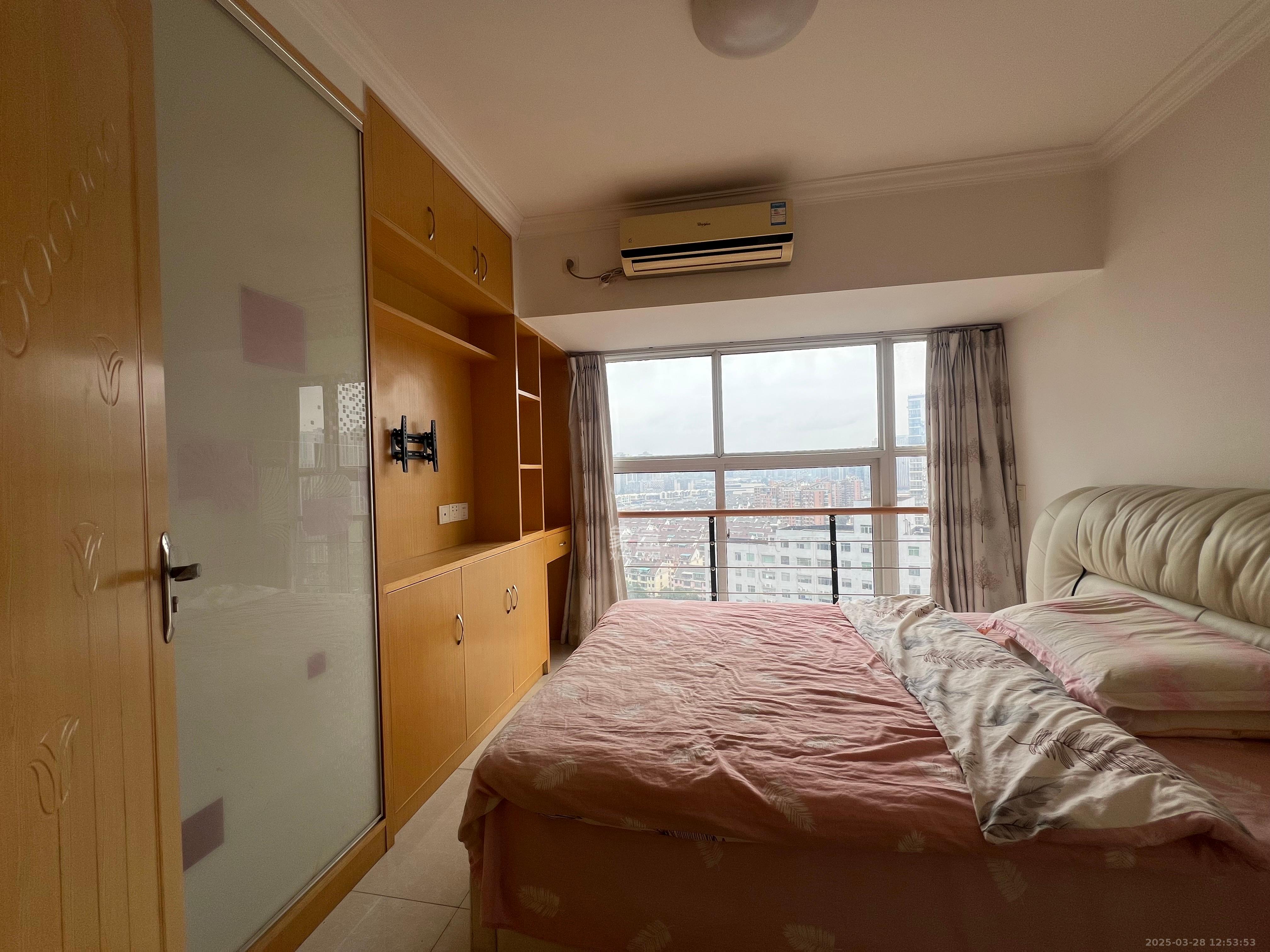 金色loft(鑫秋大厦) 2室1厅1卫 2100.0元/月 金色loft(鑫秋大厦) 2室1厅1卫 2100.0元/月室内图