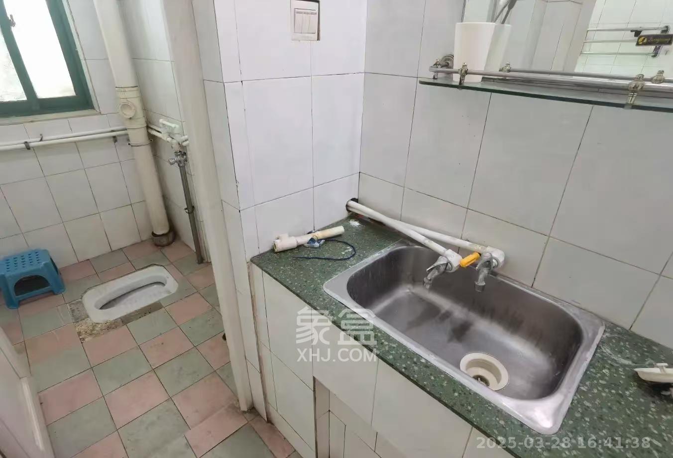 三湘小区  2室2厅1卫   1200.00元/月室内图