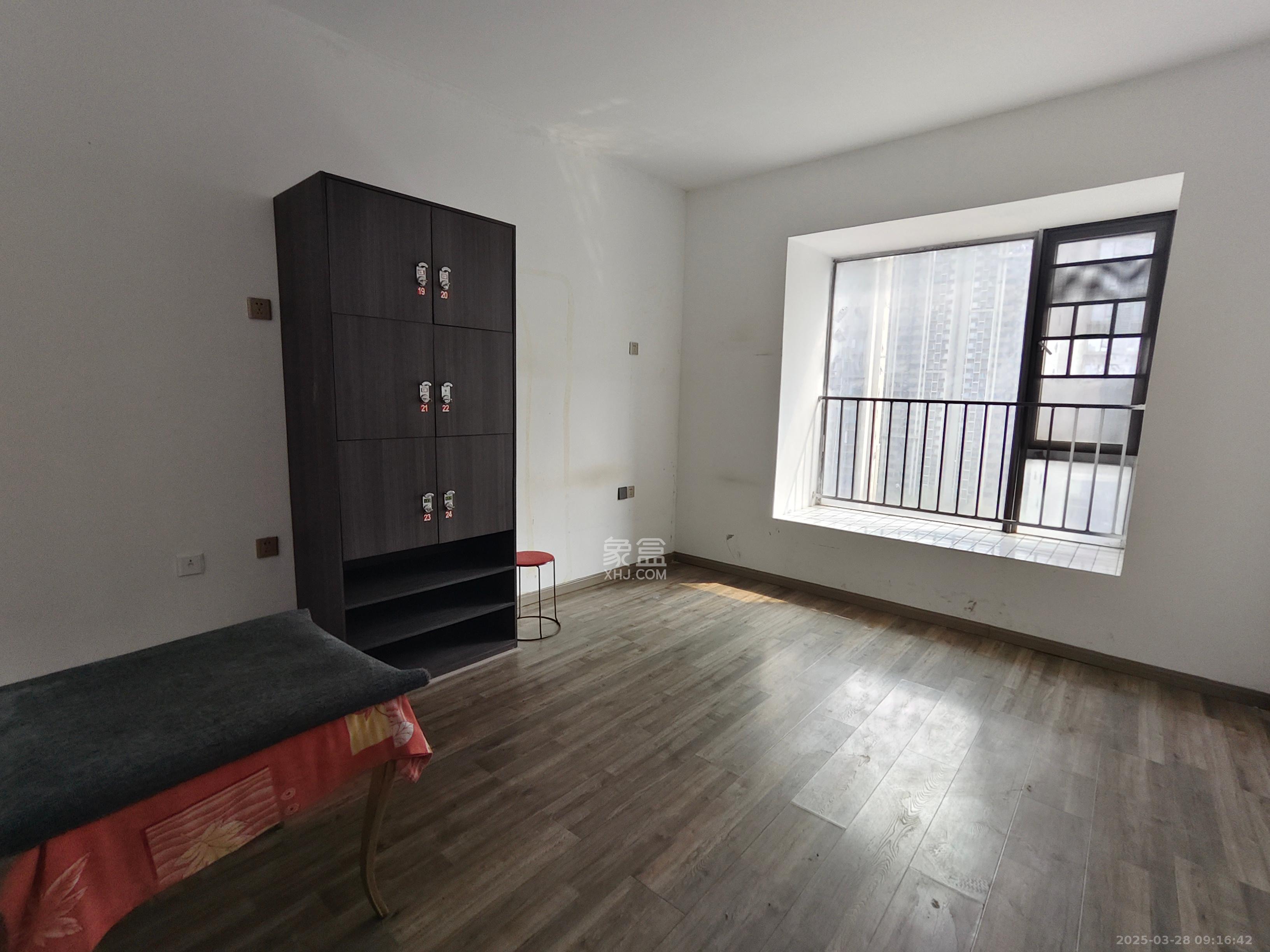 佳兆业云顶梅溪湖(佳兆业梅溪荟) 3室2厅2卫 3500.0元/月 佳兆业云顶梅溪湖(佳兆业梅溪荟) 3室2厅2卫 3500.0元/月室内图