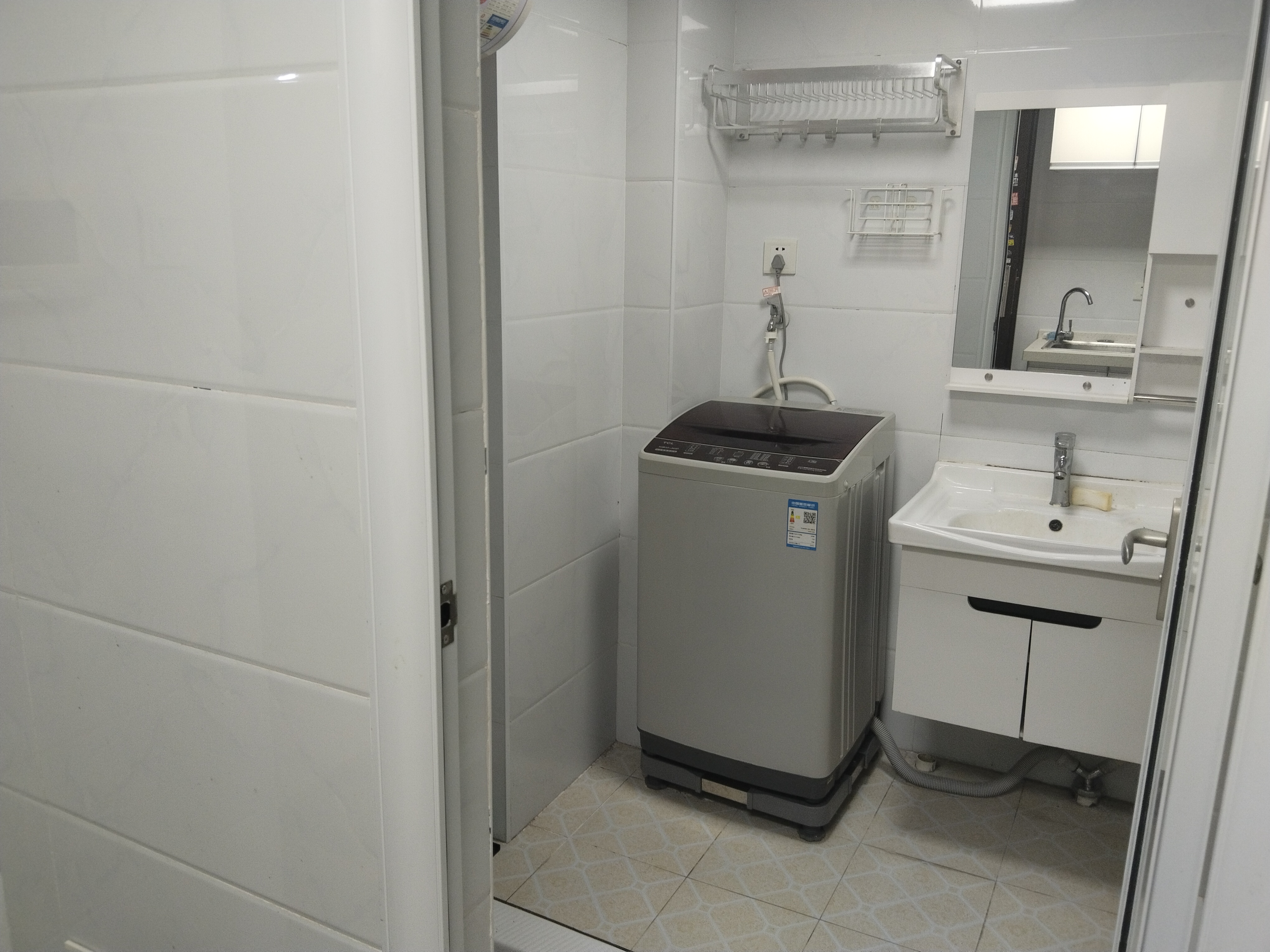 美的城三期 1室1厅1卫 16.0万 美的城三期 1室1厅1卫 16.0万室内图