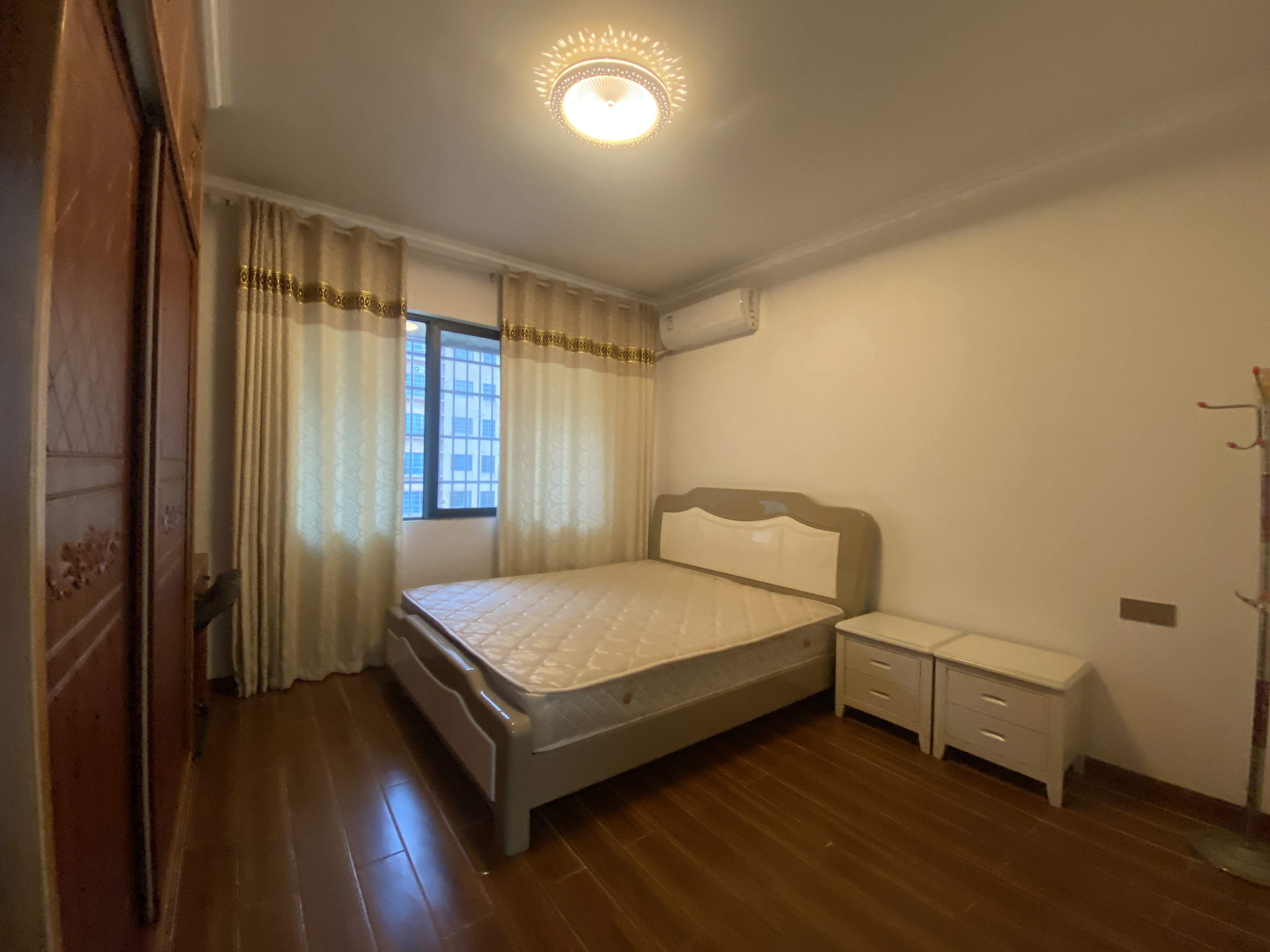 上善国际(翰林府) 3室2厅2卫 49.8万 上善国际(翰林府) 3室2厅2卫 49.8万室内图