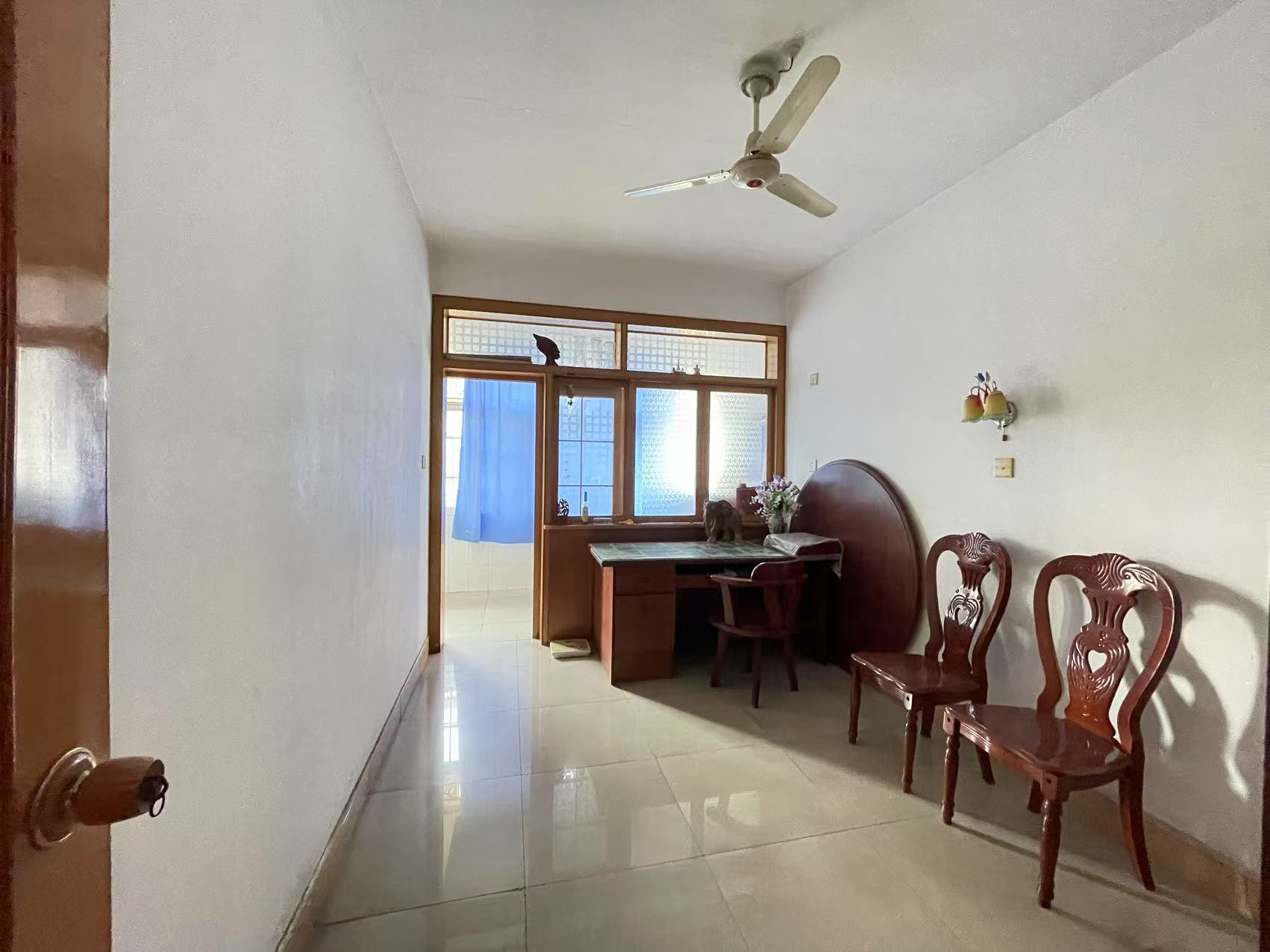 益民小区  3室2厅2卫    53.8万 益民小区  3室2厅2卫    53.8万室内图