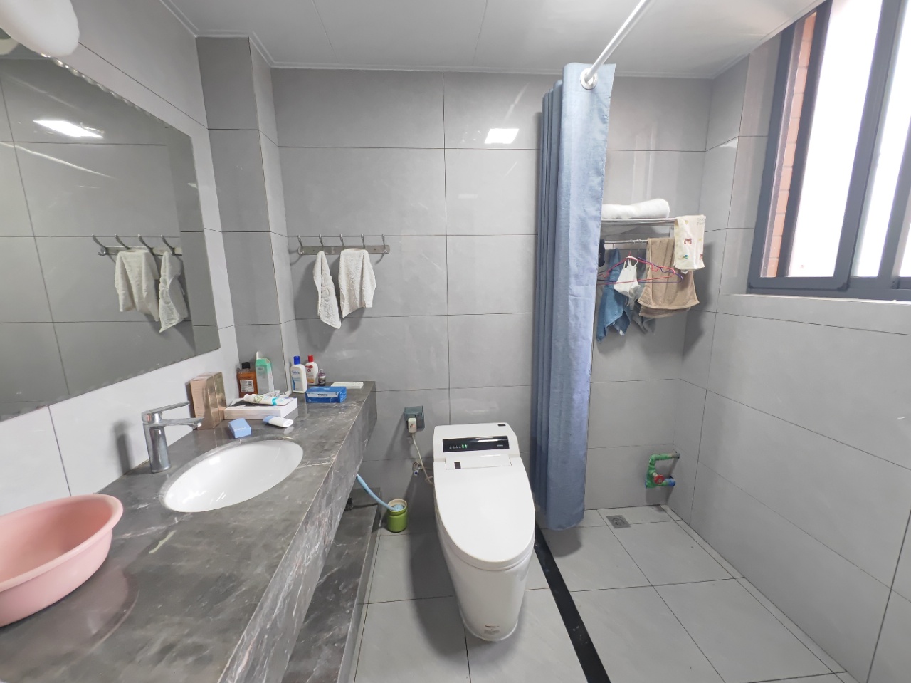 银苑小区 3室2厅2卫 64.0万 银苑小区 3室2厅2卫 64.0万室内图