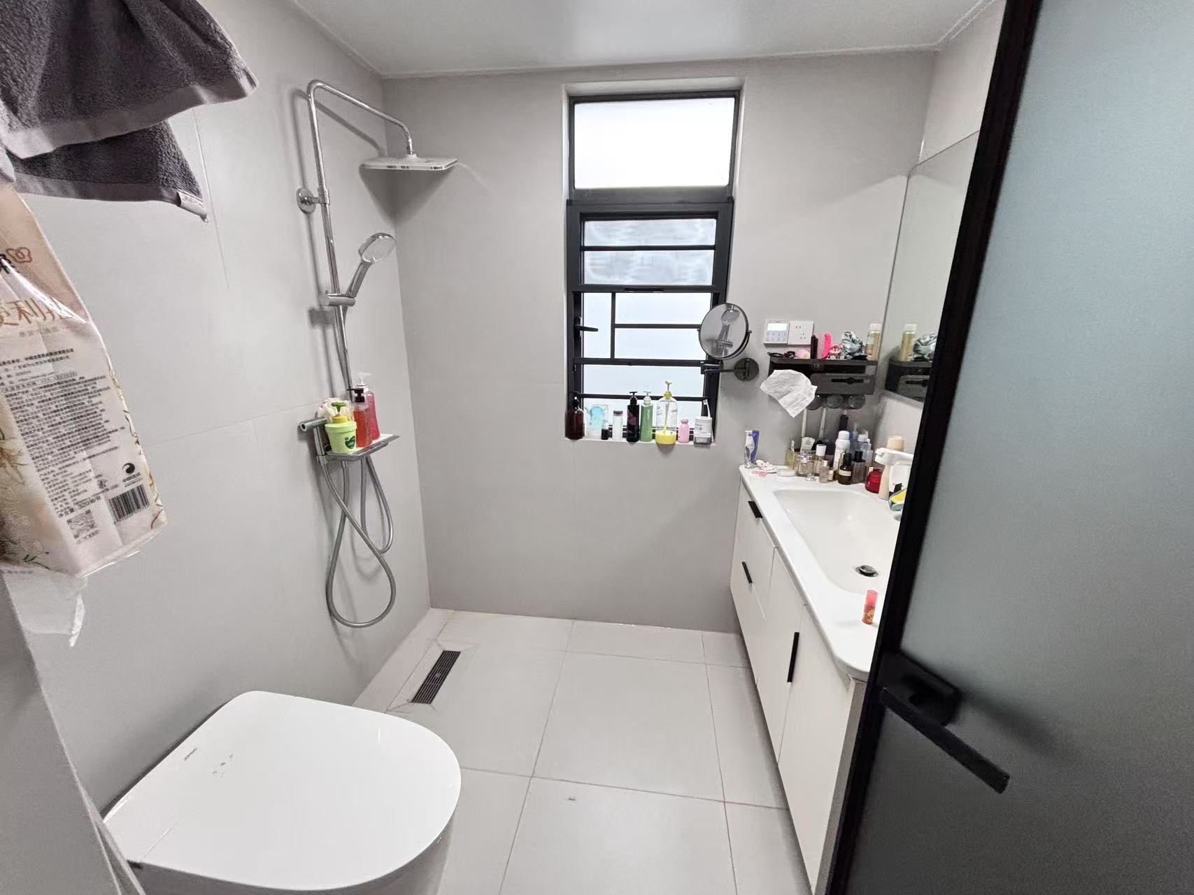 雅立天骄阁 5室2厅2卫 91.8万 雅立天骄阁 5室2厅2卫 91.8万室内图