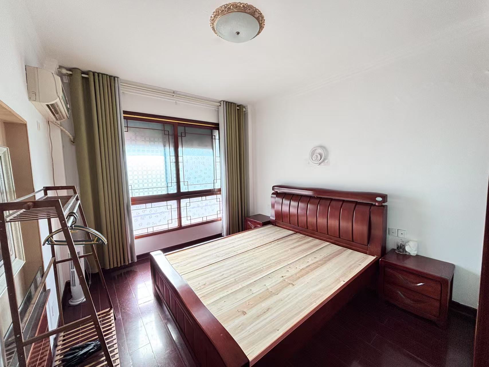 政华嘉园  3室2厅2卫    50.0万 政华嘉园  3室2厅2卫    50.0万室内图