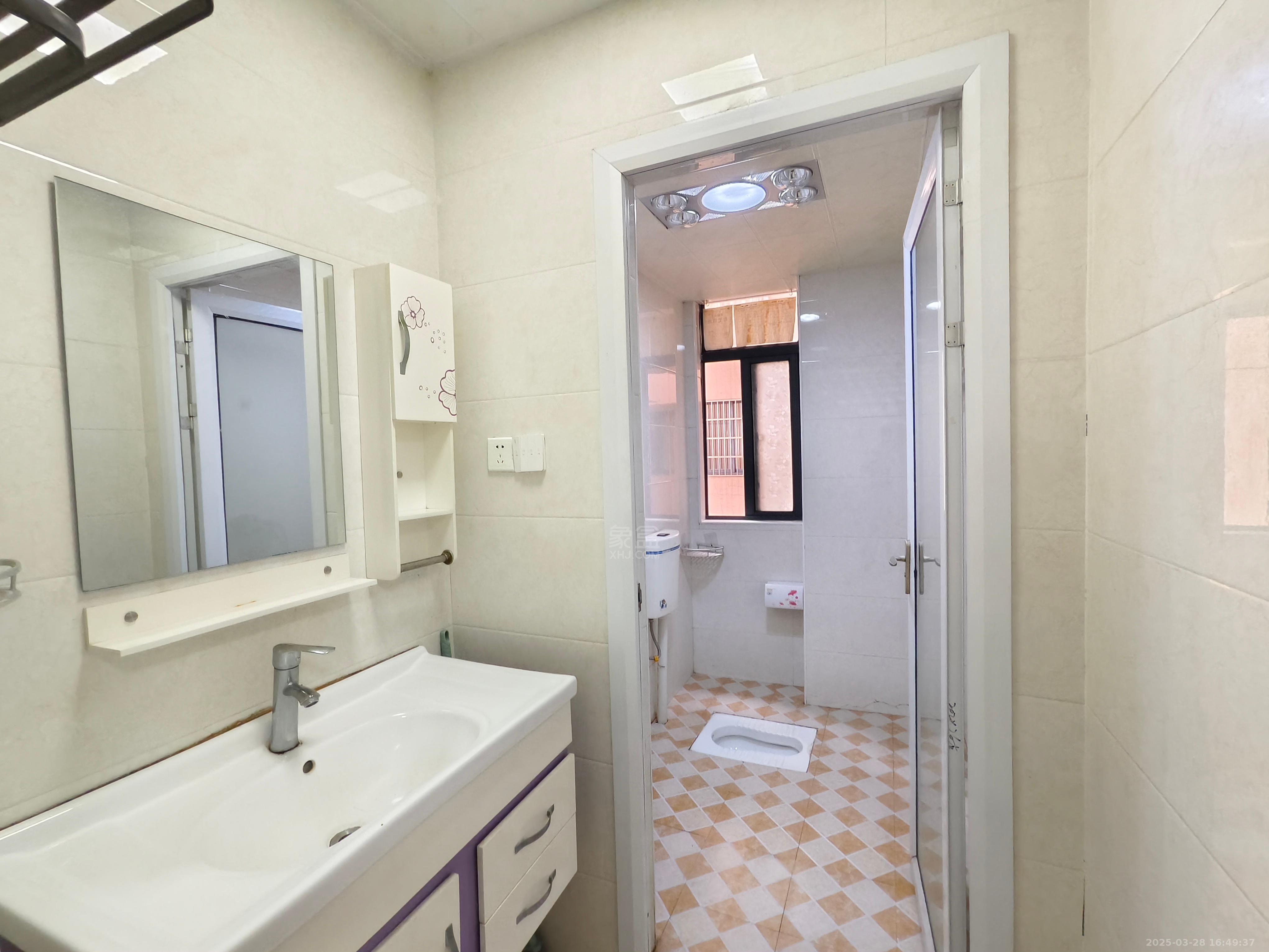 金爵逸品 2室1厅1卫 1600.0元/月 金爵逸品 2室1厅1卫 1600.0元/月室内图